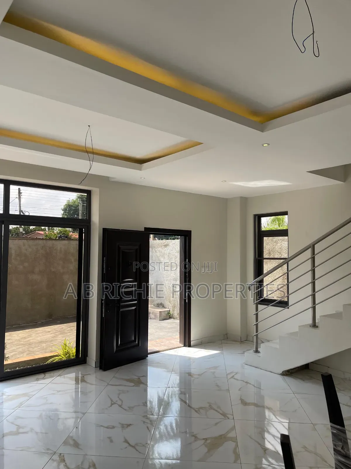 3bdrm Townhouse / Terrace in Ab Richie Properties, Abelemkpe for rent