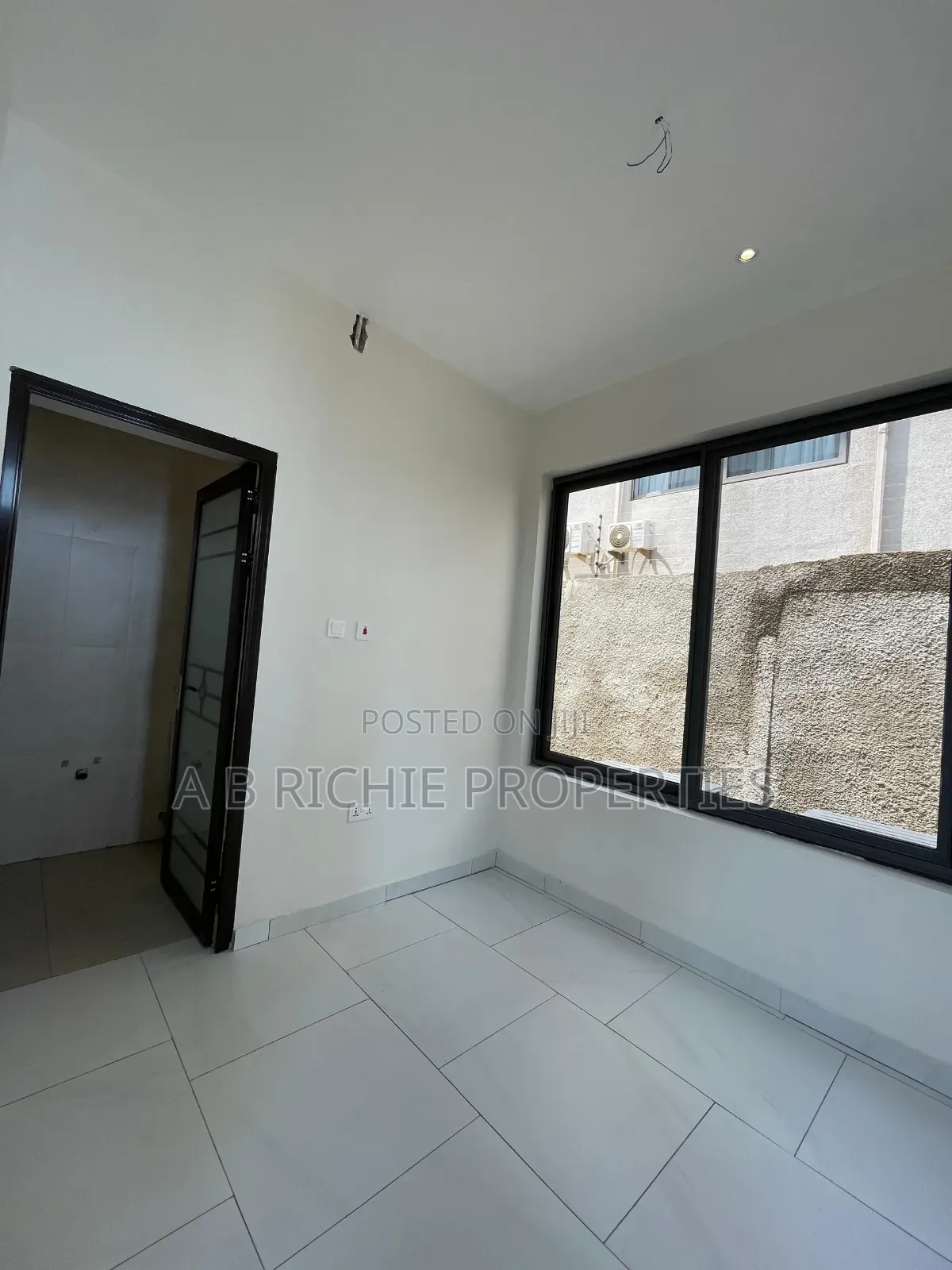 3bdrm Townhouse / Terrace in Ab Richie Properties, Abelemkpe for rent