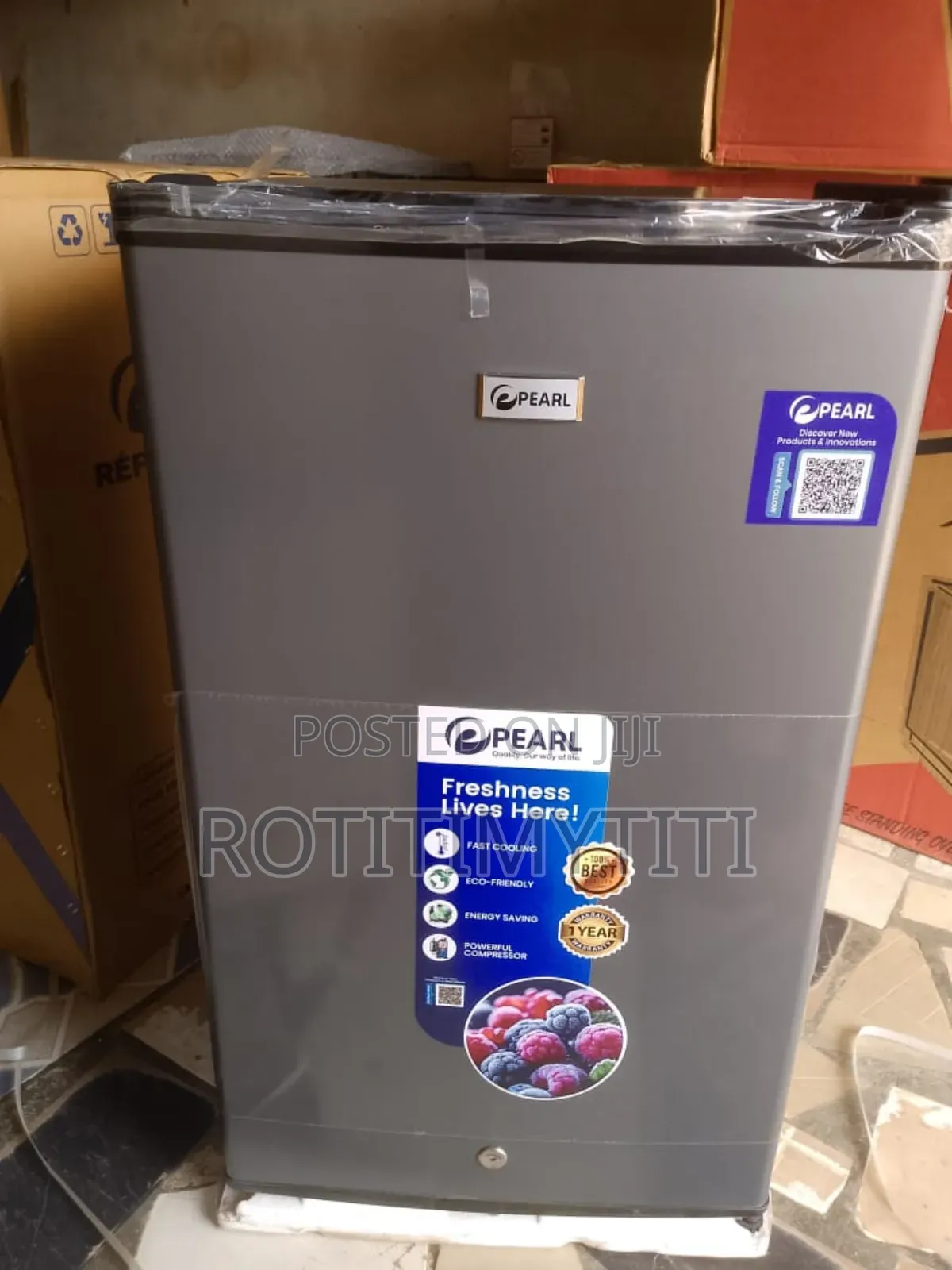 Deluxe Table Top Fridge