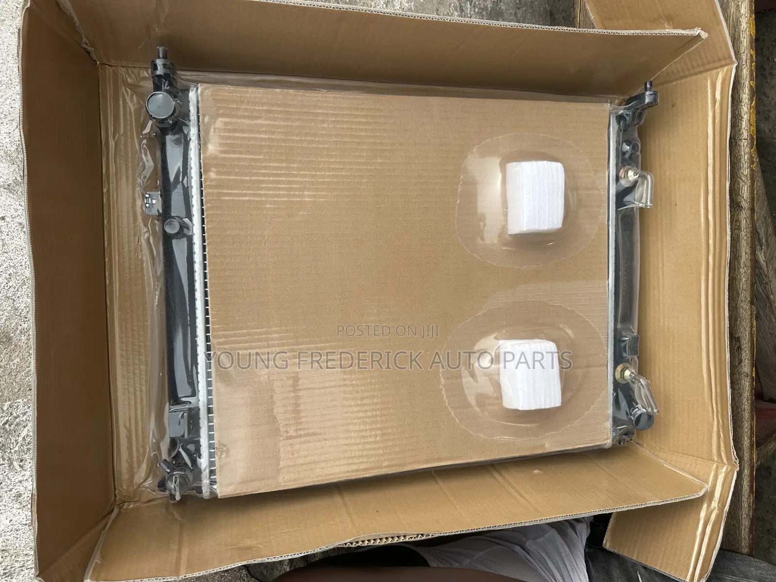 Nissan Versa 2012 Radiator