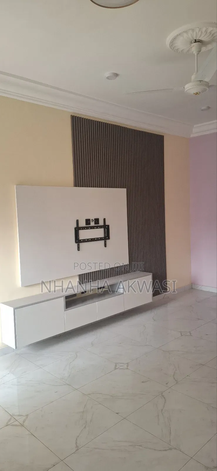 2bdrm Apartment in Lashibi Drc, Tema Metropolitan for rent