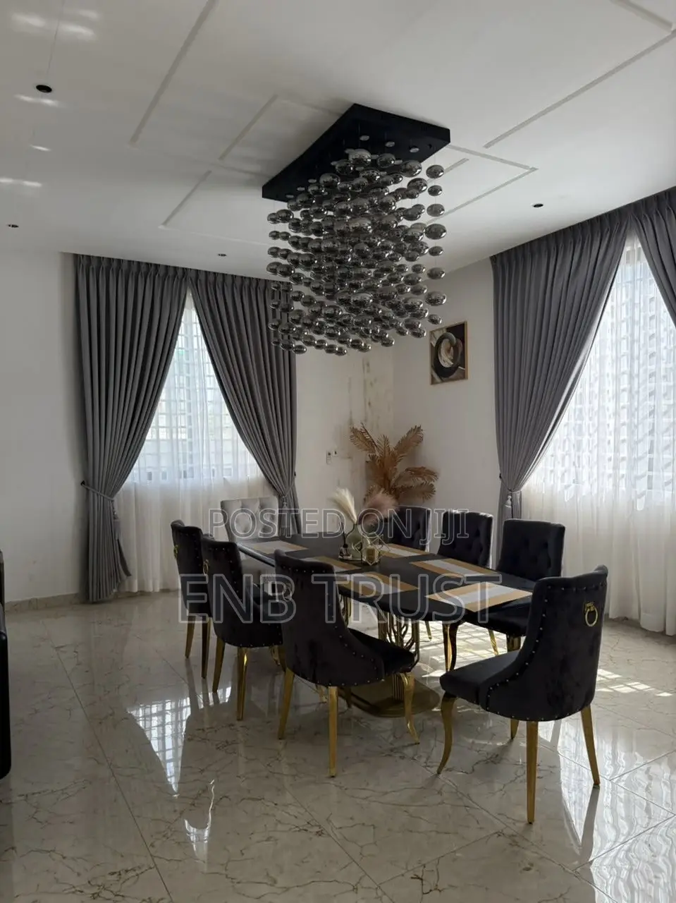 7bdrm Mansion in Pillar 2 for sale