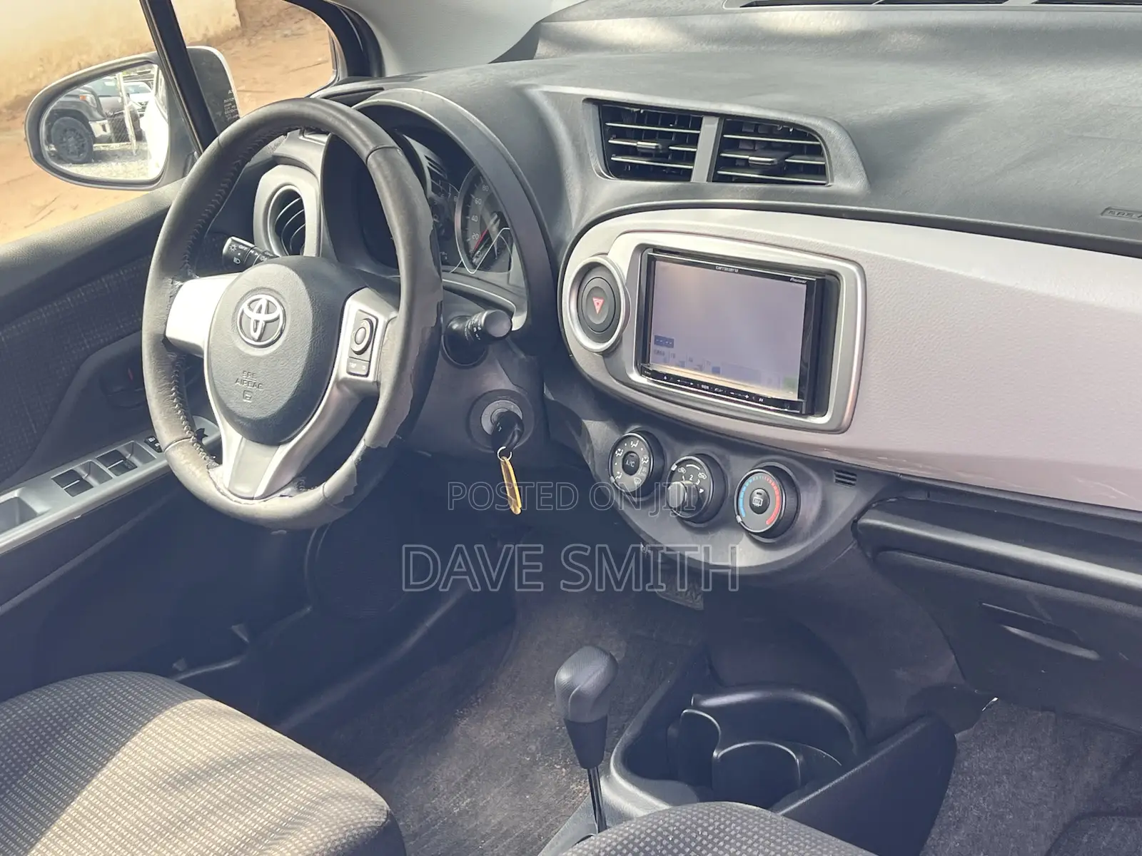 Toyota Vitz 1.5 FWD 3dr 2016 White