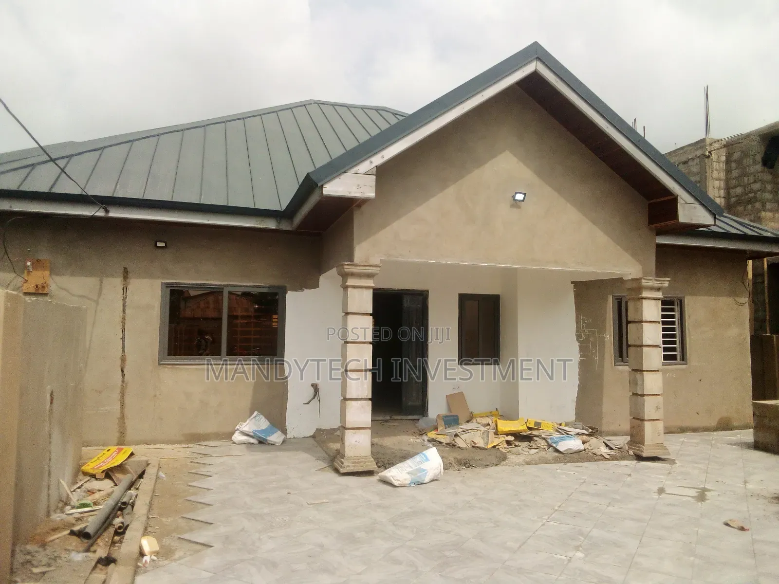 3bdrm House in Lake Side Estate for sale