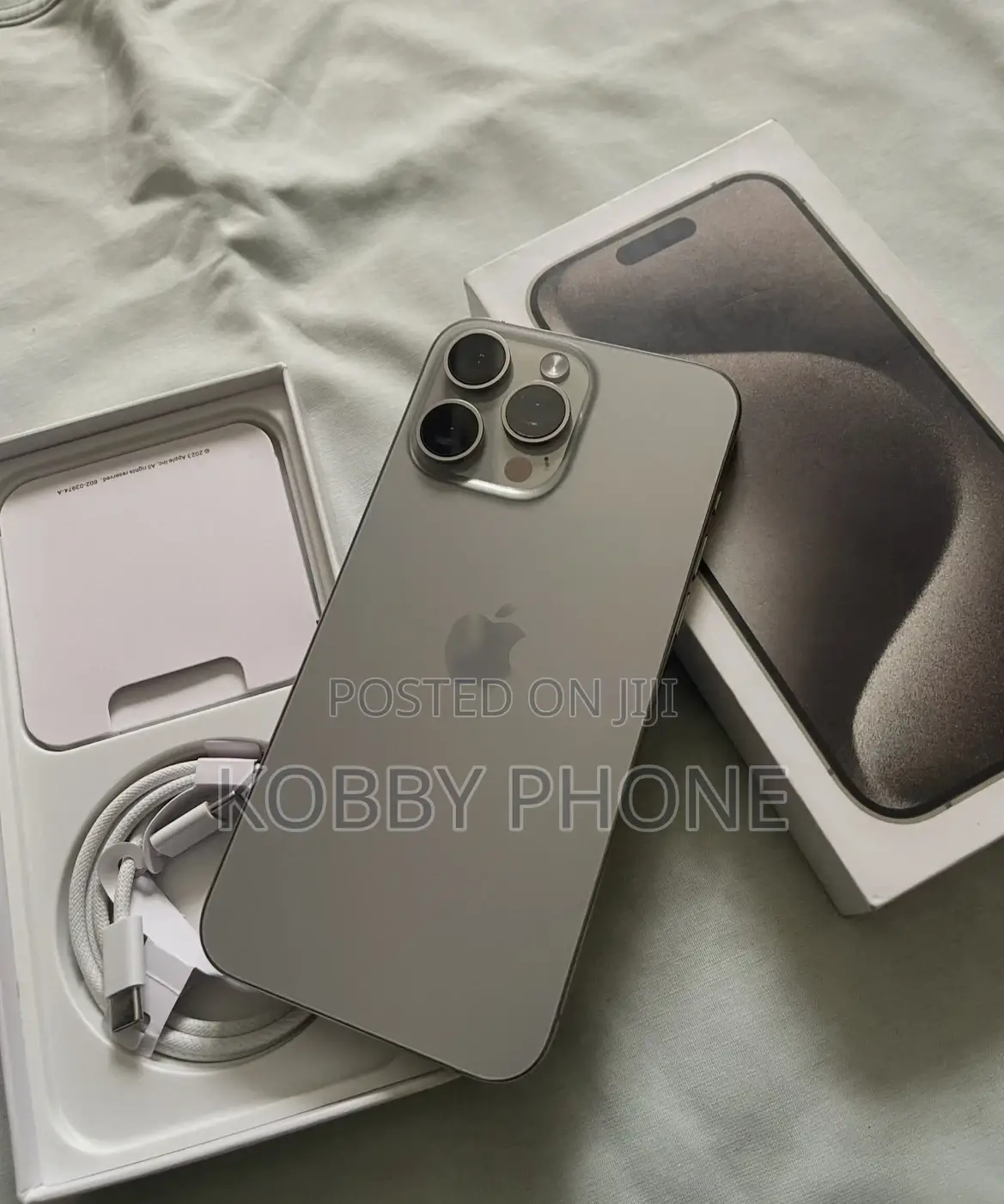 Apple iPhone 15 Pro Max 256 GB Gold
