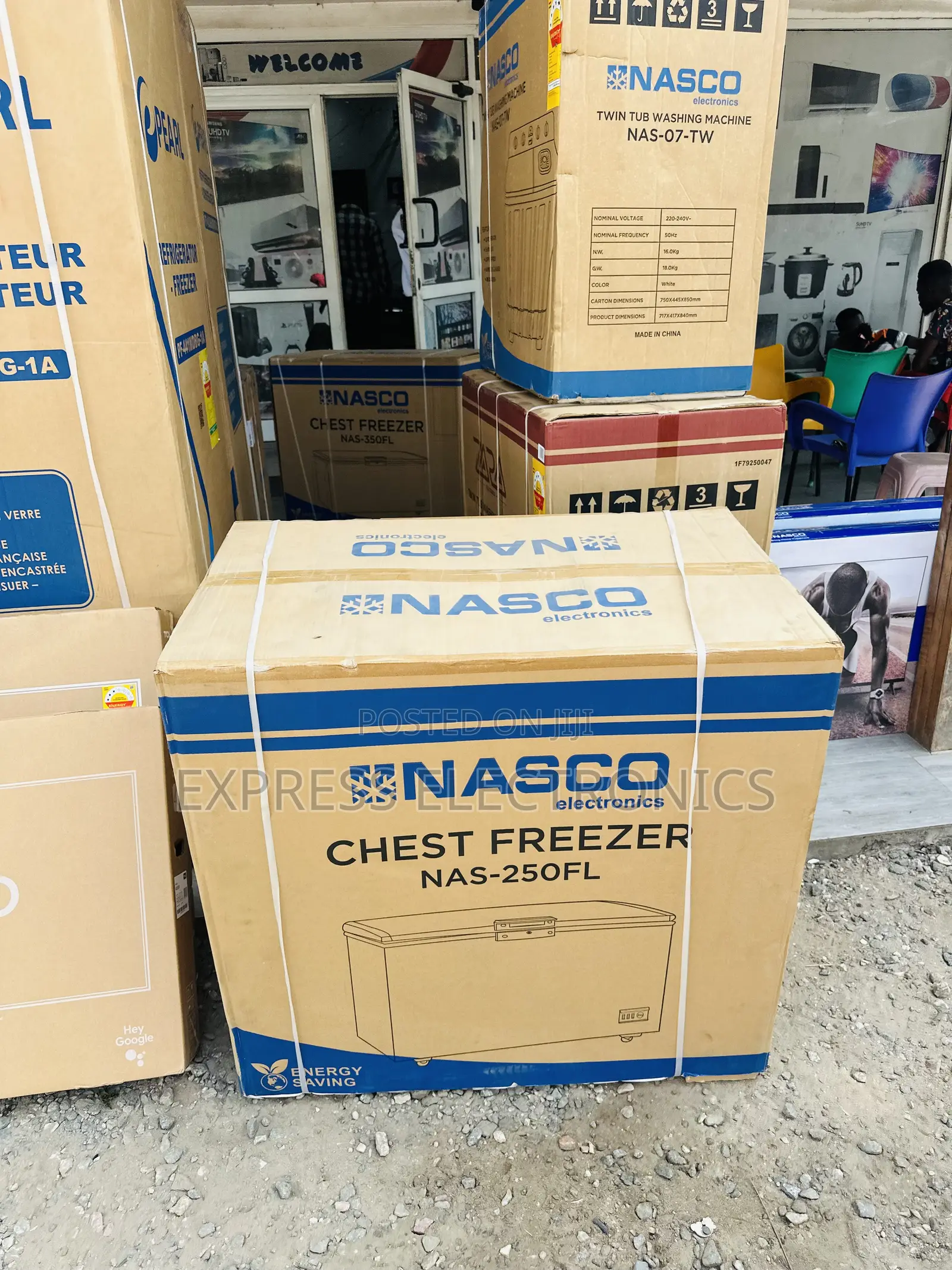 Long Lasting Effects Chest Freezer 200l Nas-250fl Single Door