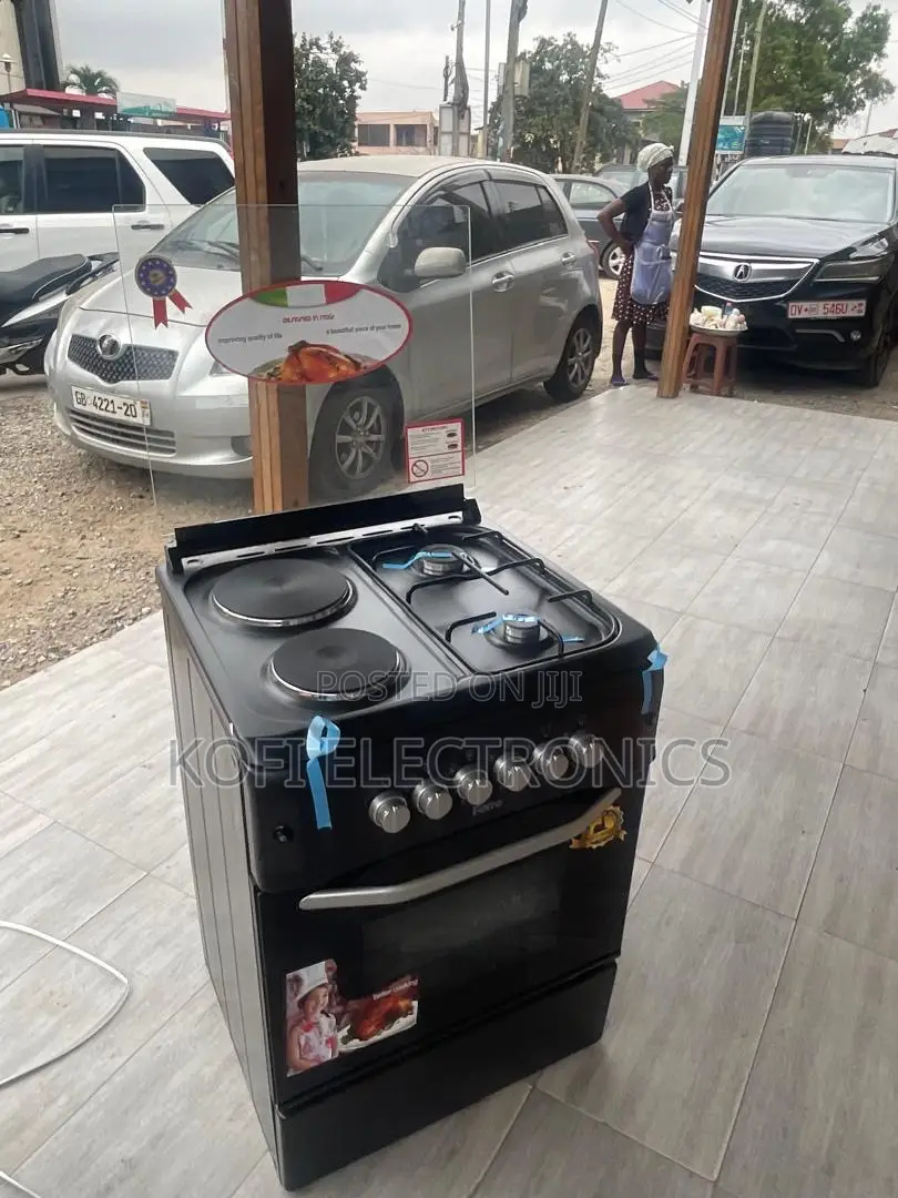 4-Burner Standing Cooker With Oven