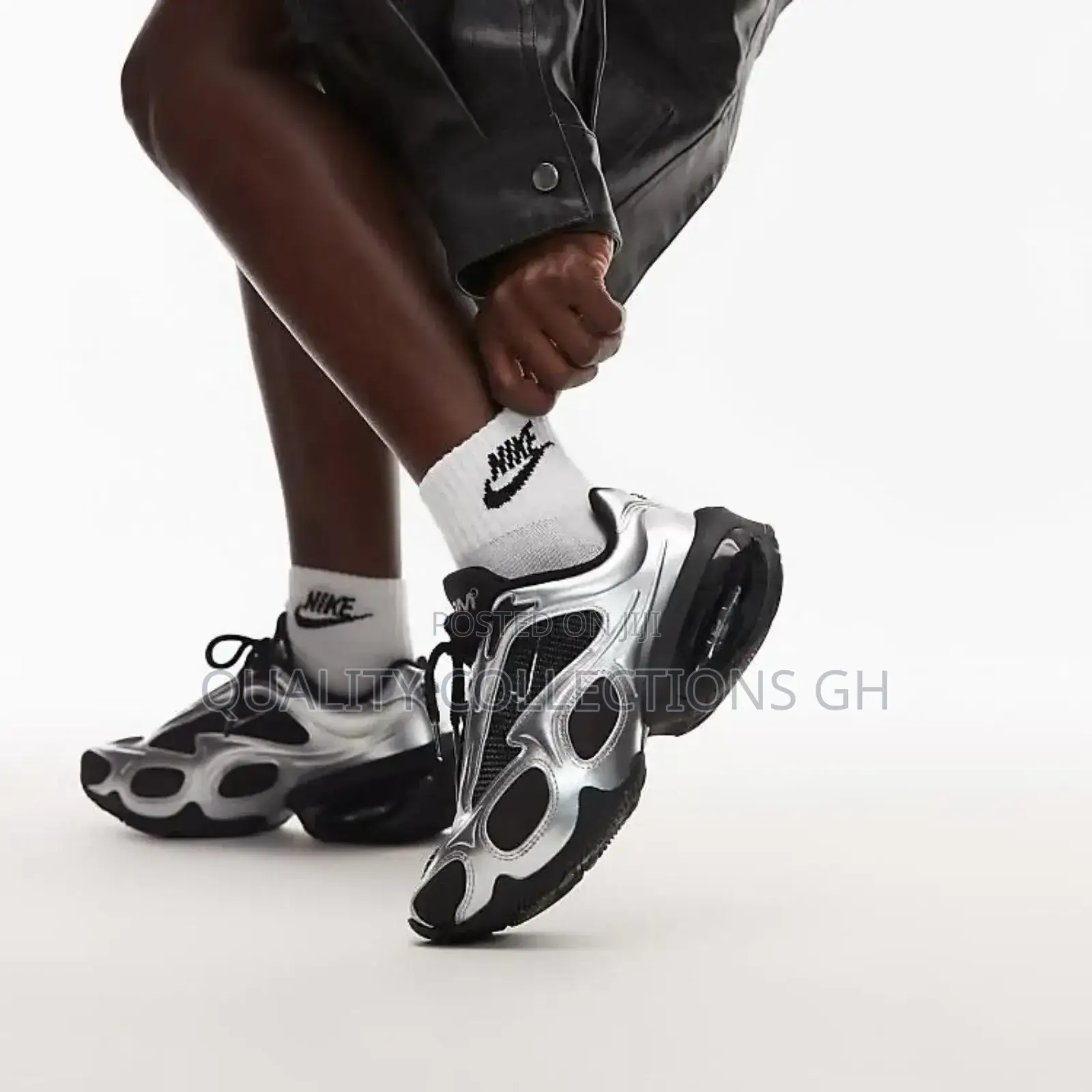Nike Muse Black and Ash