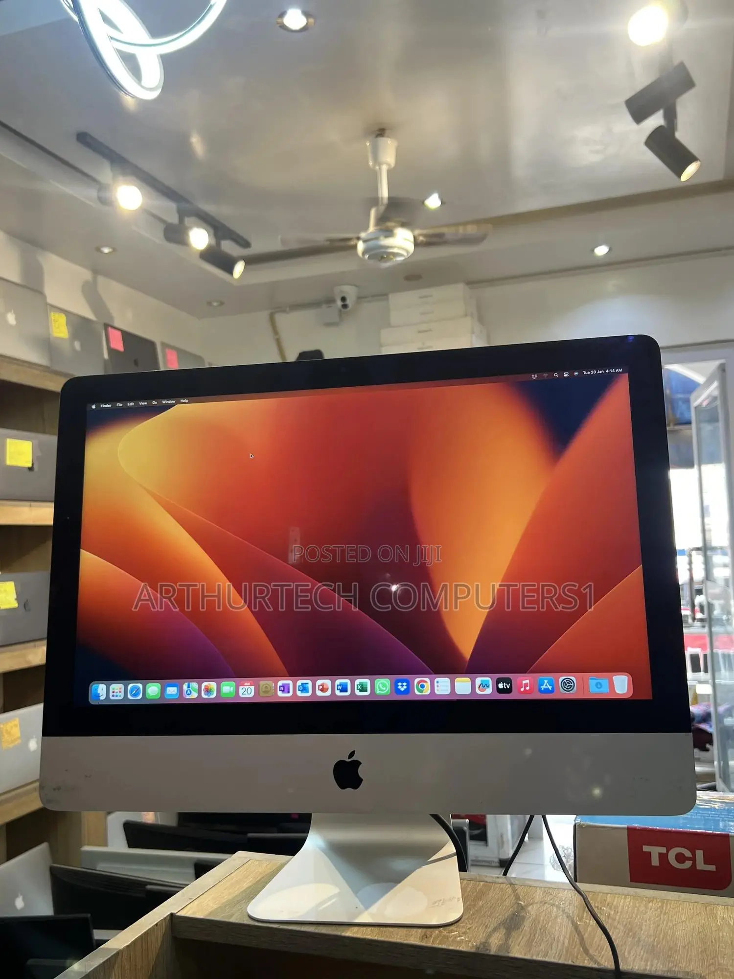 Desktop Computer Apple iMac 8GB Intel Core I5 SSD 256GB