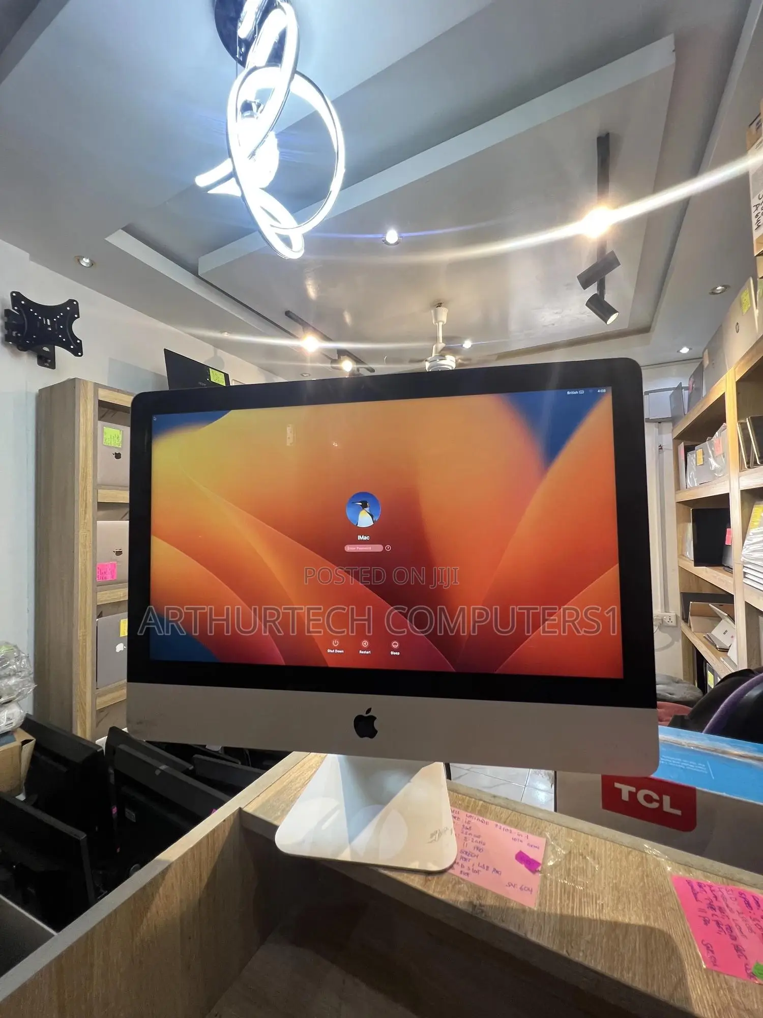 Desktop Computer Apple iMac 8GB Intel Core I5 SSD 256GB