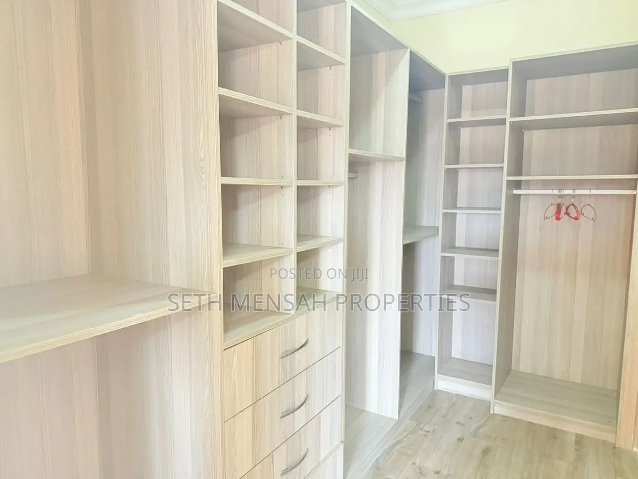 Furnished 3bdrm Apartment in Skm, Airport Residential Area for sale