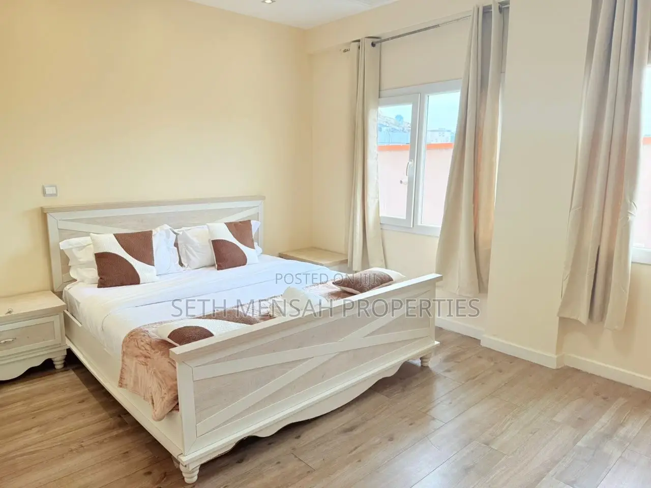 Furnished 3bdrm Apartment in Skm, Airport Residential Area for sale