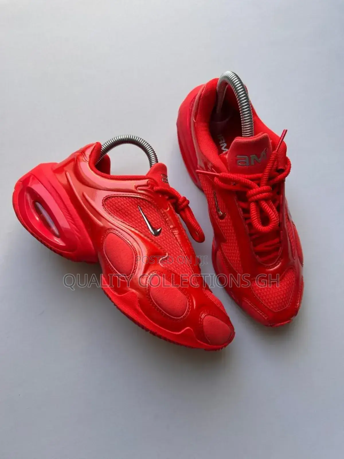 Nike Muse Red