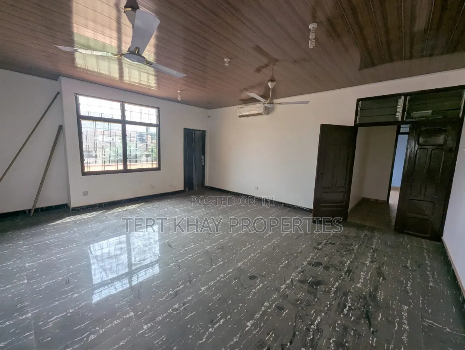 6bdrm House in North Legon for sale