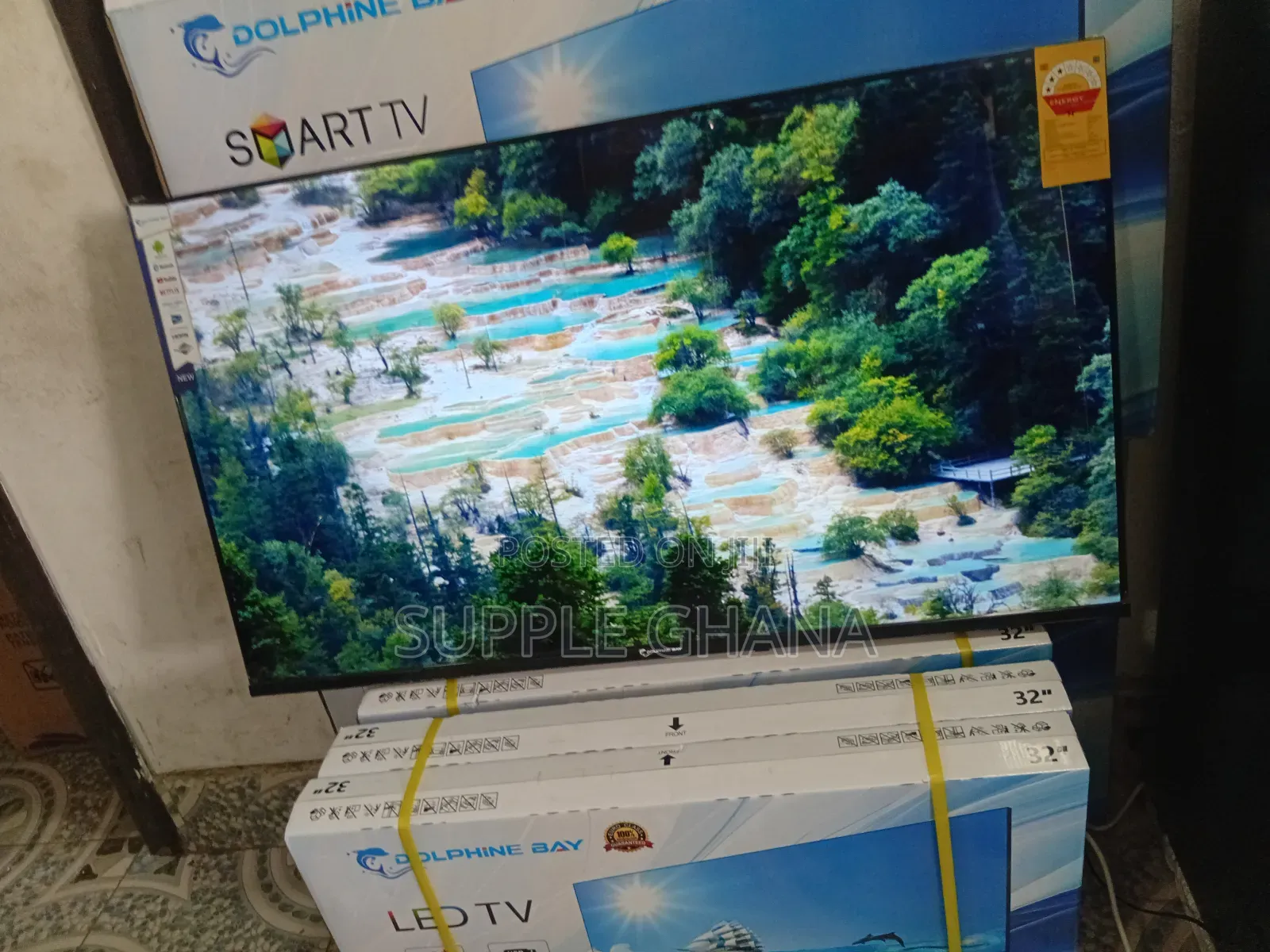 Off Script Dolphine Bay 43-Inch Smart Tv, Dolphine Bay 43-Inch Smart