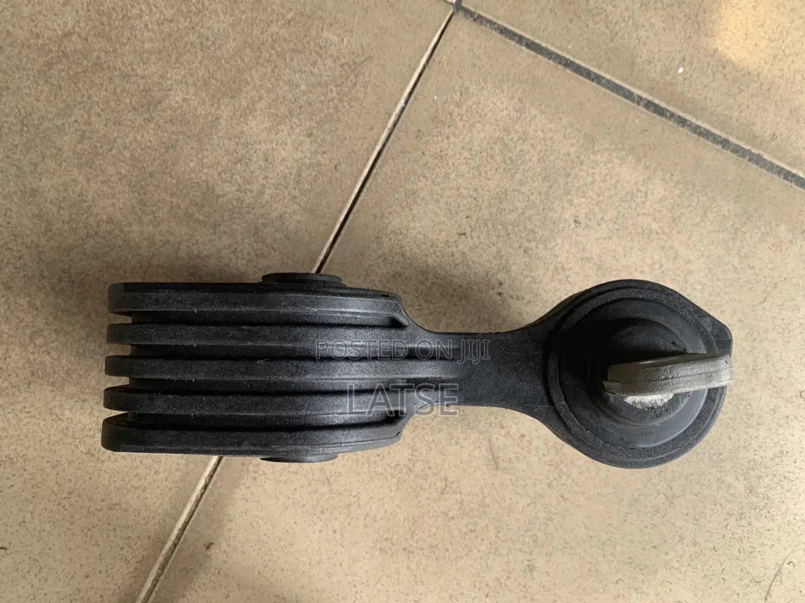Honda Cr-v 2017,2018,2019,2020,2021,2022 Engine Mount/Seat Down