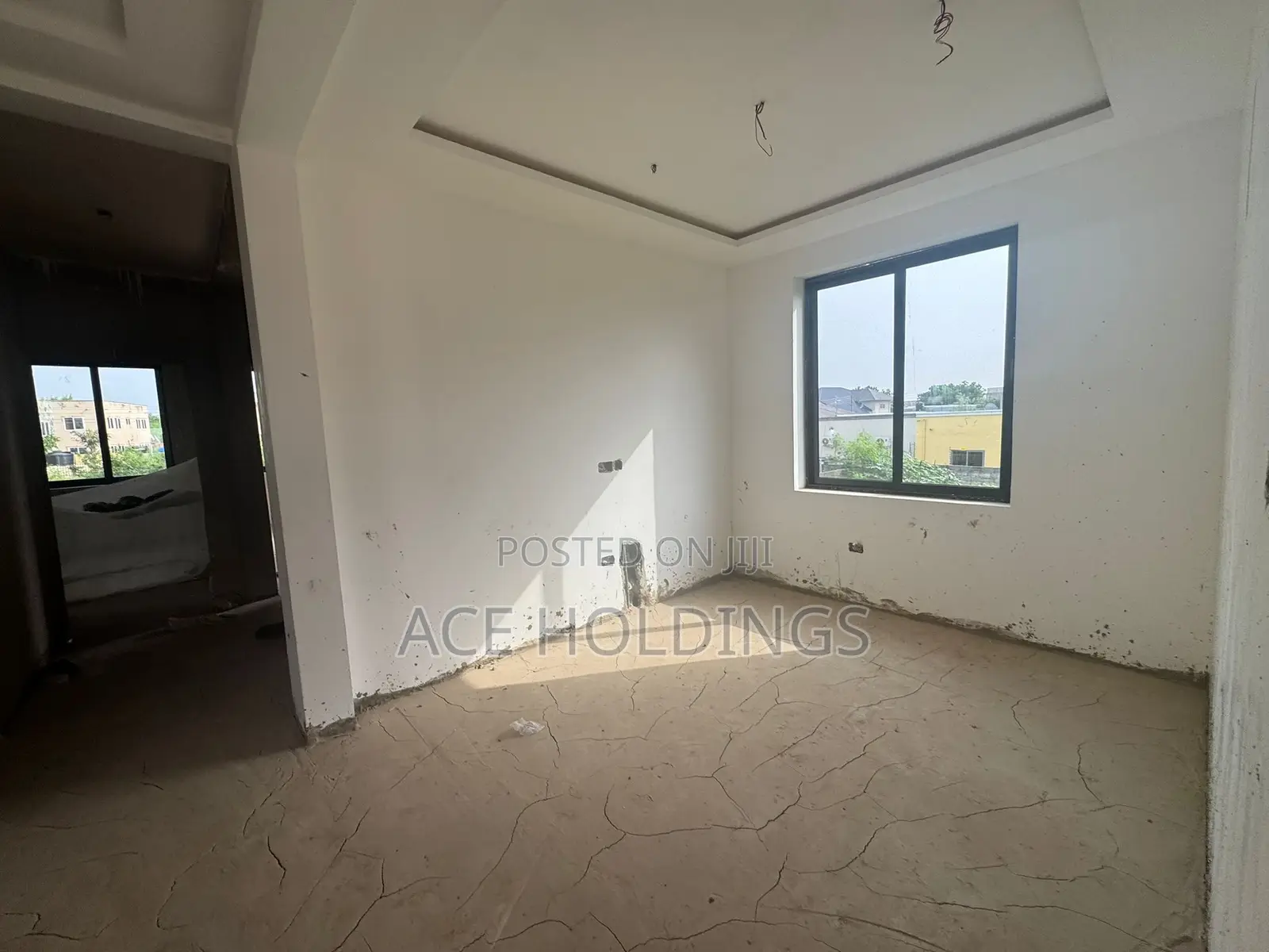 4bdrm Duplex in East Legon Hills for sale