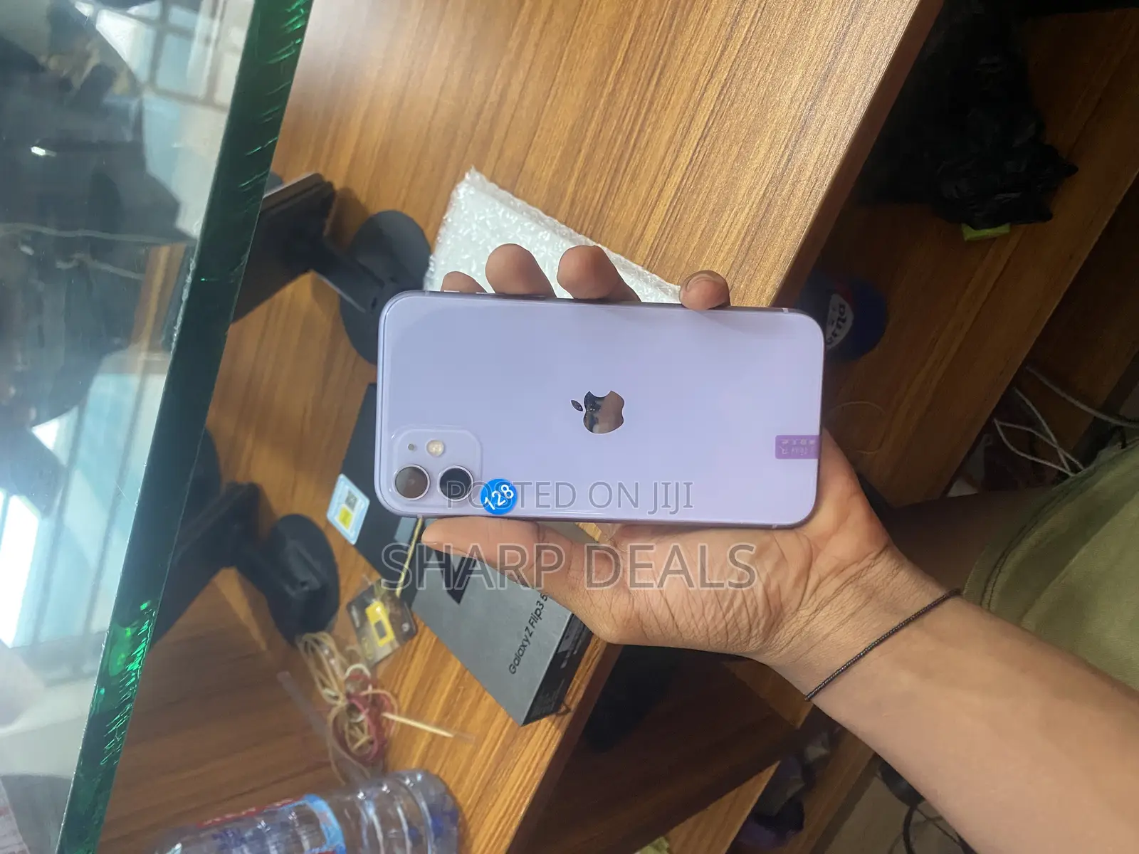 Apple iPhone 11 64 GB Purple