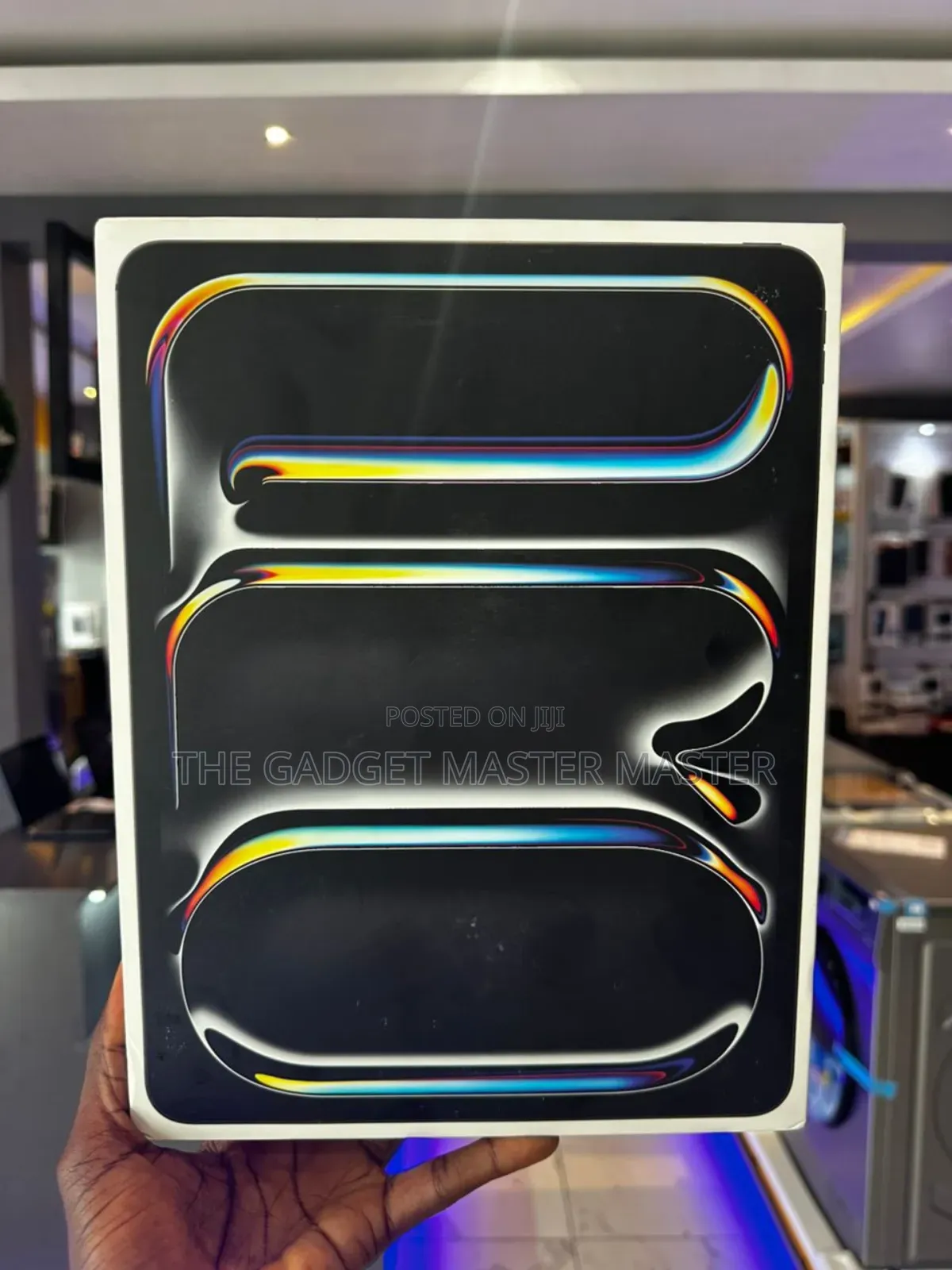 New Apple iPad Pro 13 (2025) 256 GB