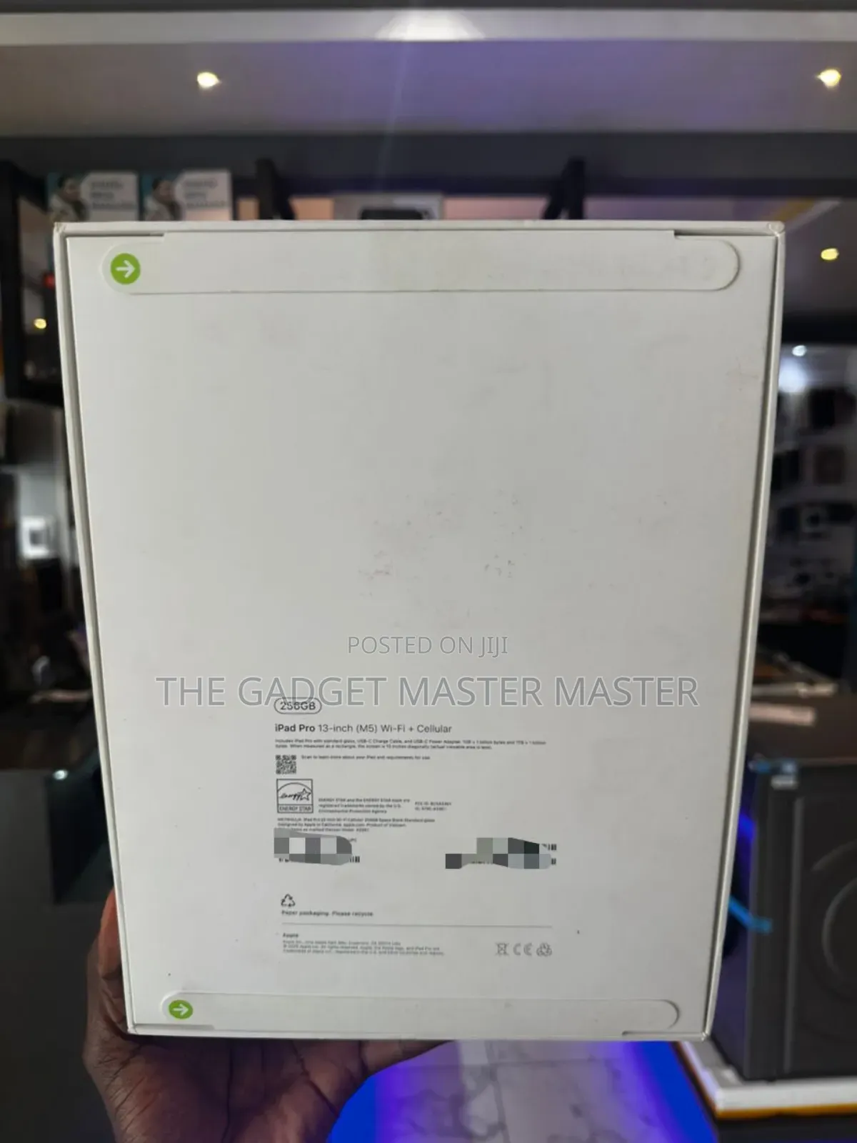 New Apple iPad Pro 13 (2025) 256 GB