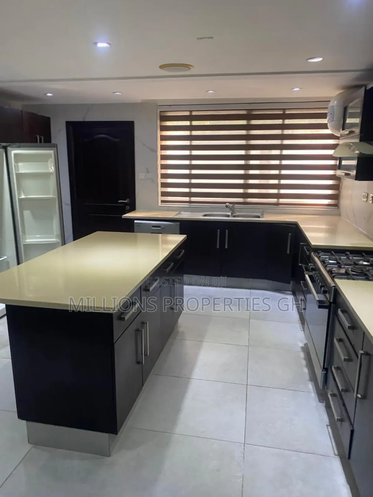 Furnished 4bdrm Apartment in Millions Properties, Cantonments for rent