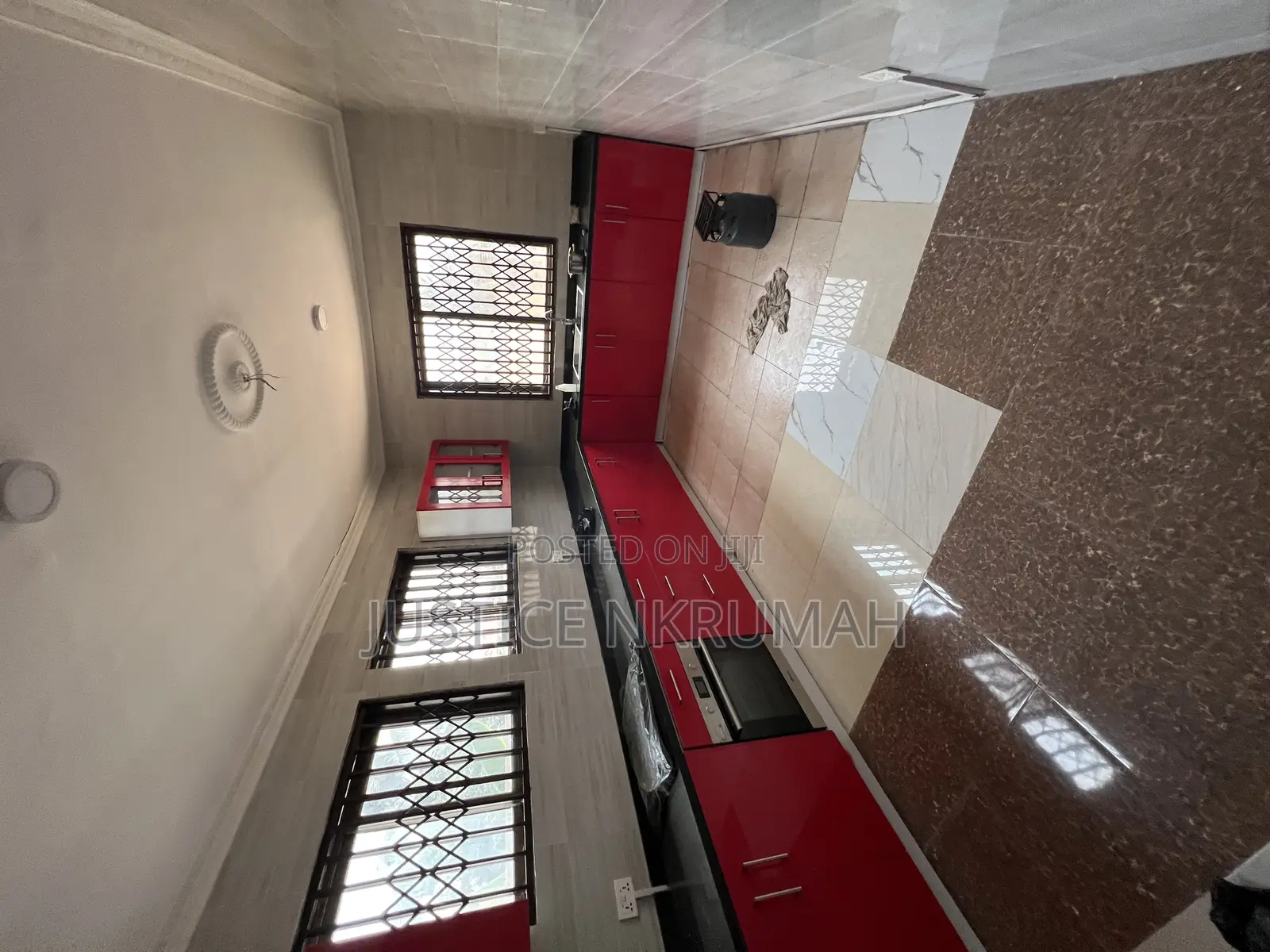 3bdrm Apartment in Mr Justice Estate, Kasoa for rent
