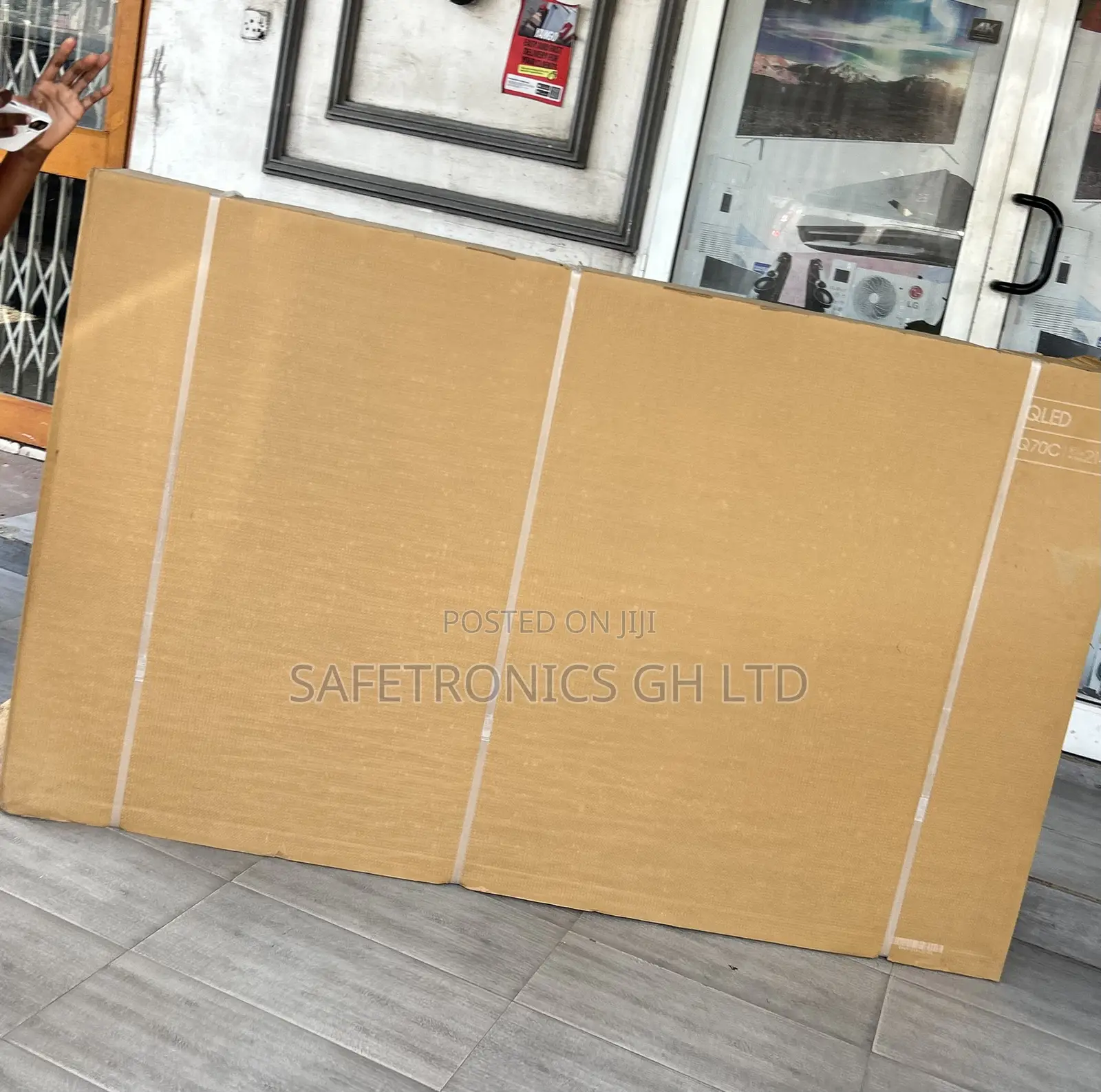 Samsung Frameless 75 Inch Uhd U8072 Smart Led Tv