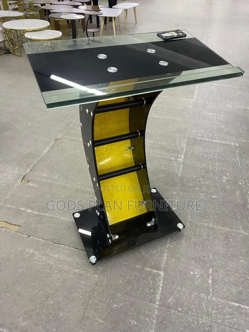Curved Glass Pulpit