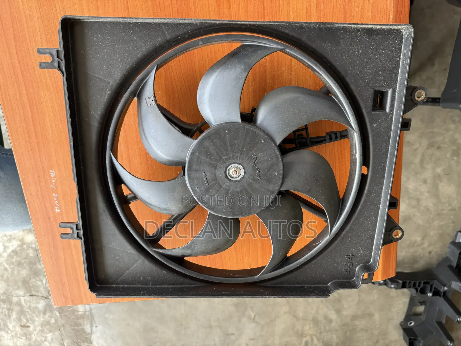 Radiator A/C Condenser Cooling Fan Assembly For 2022 Cr-v 2022
