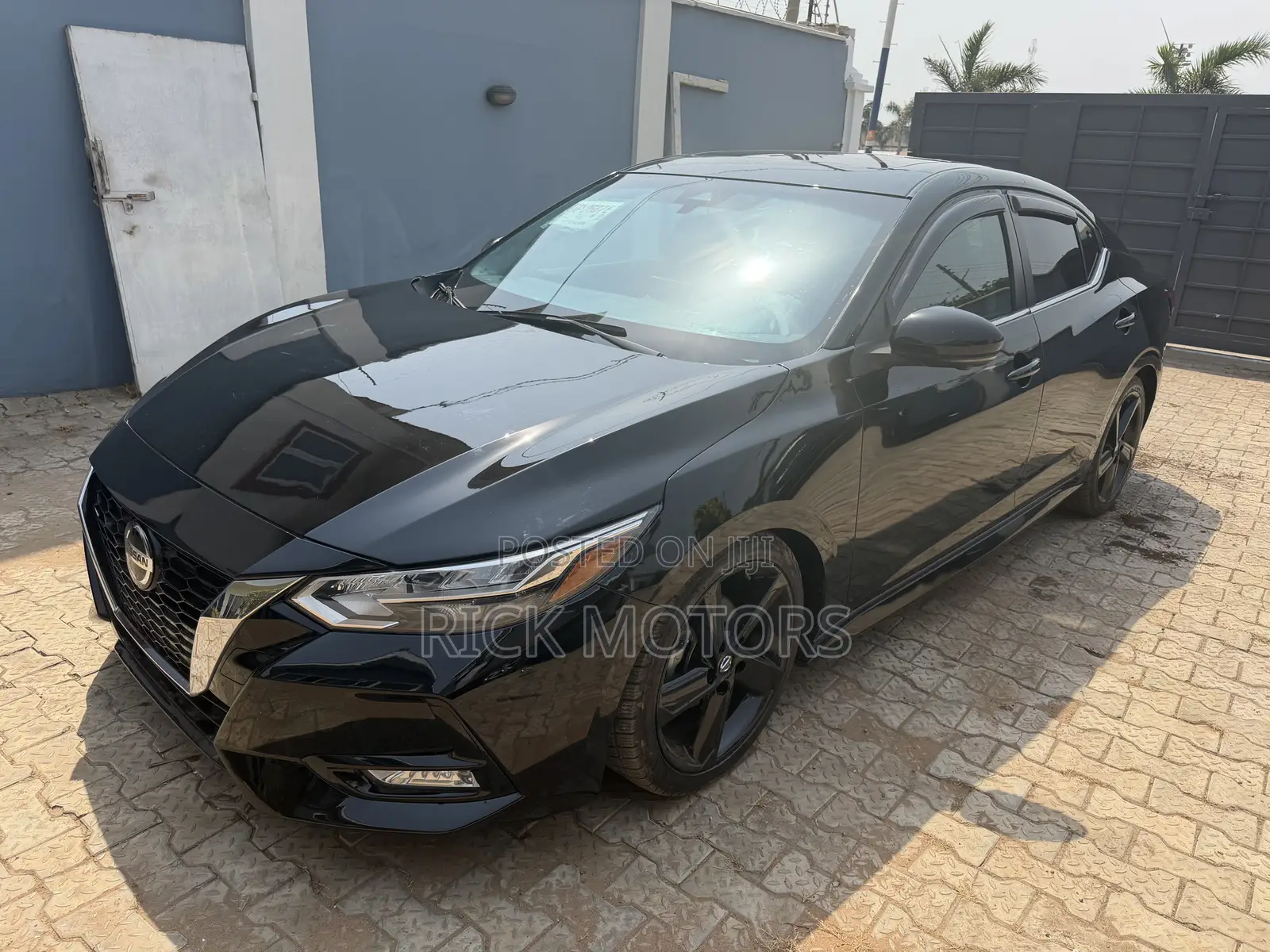 Nissan Sentra SR 2021 Black