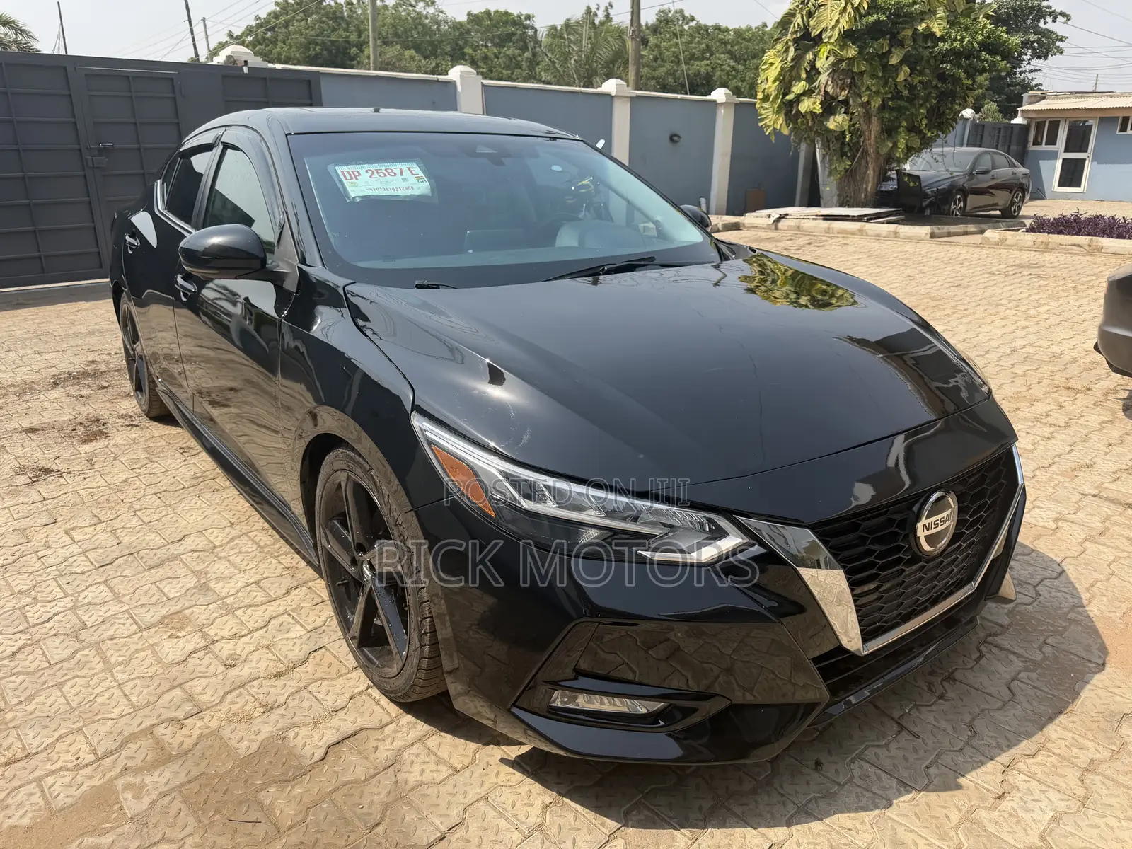 Nissan Sentra SR 2021 Black