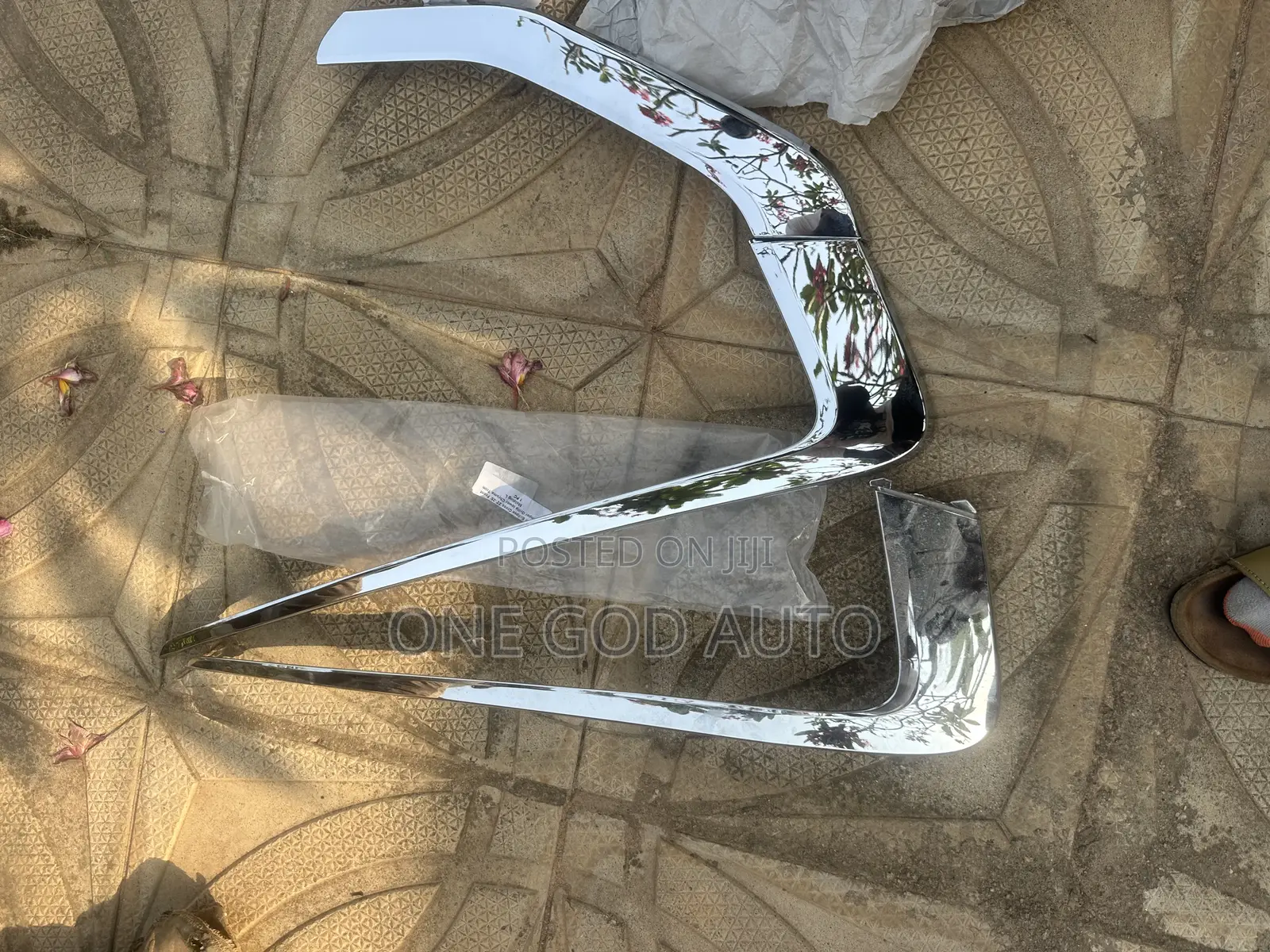 Mitsubishi Eclipse Cross 2022,2023,2024,2025, Front Bumper Chrome