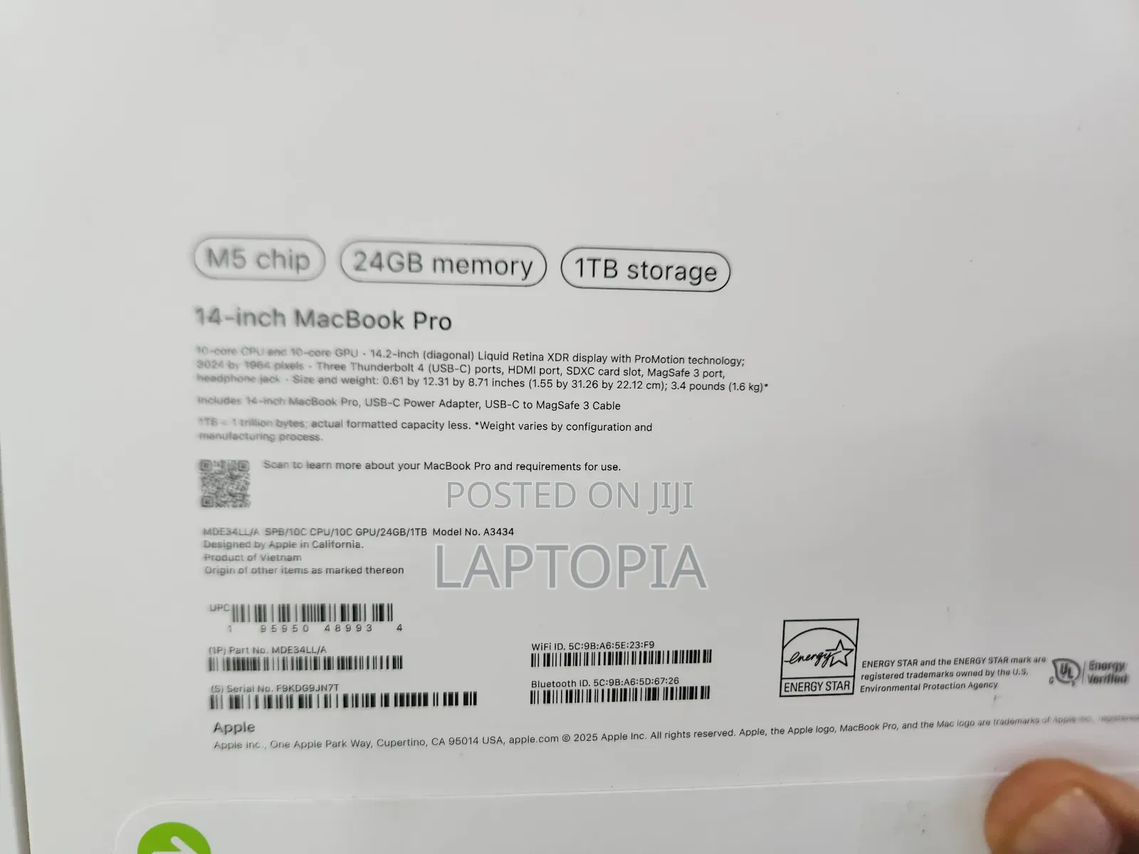 New Laptop Apple MacBook Pro 2025 M5 24GB Apple M5 SSD 1T