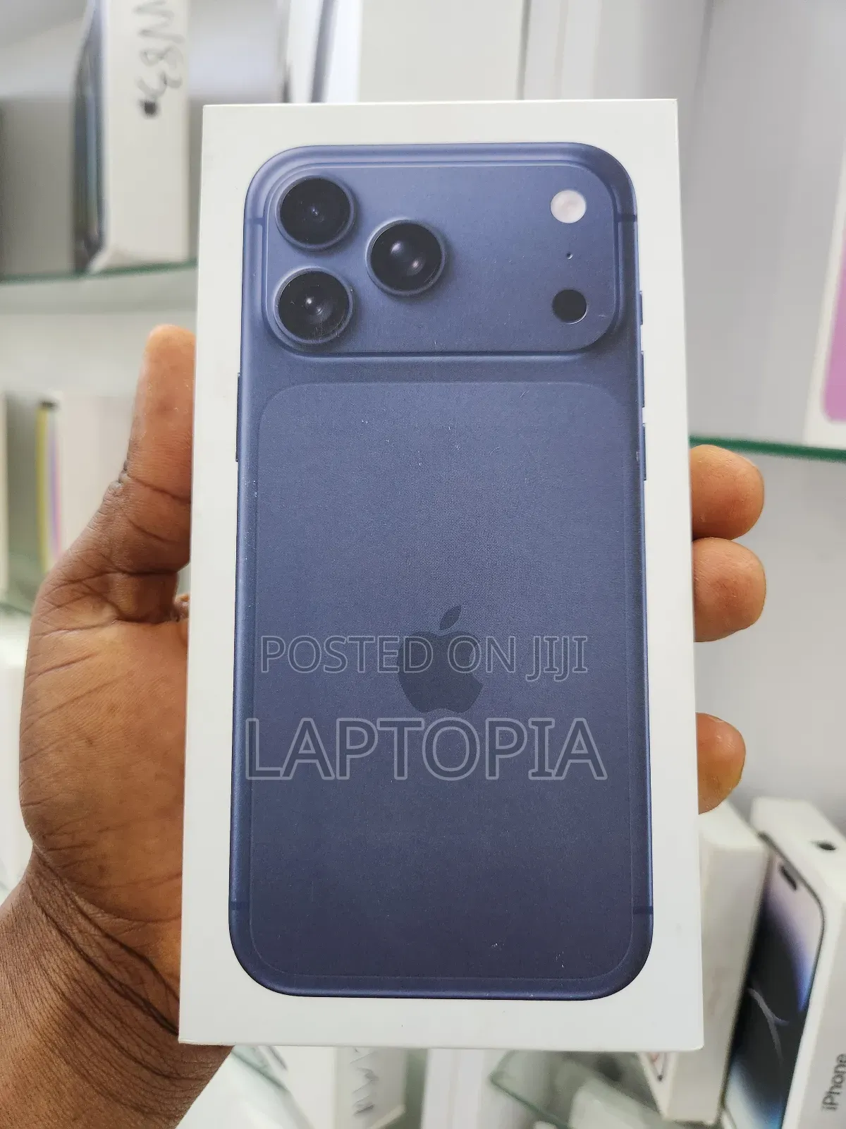 New Apple iPhone 17 Pro Max 256 GB Blue