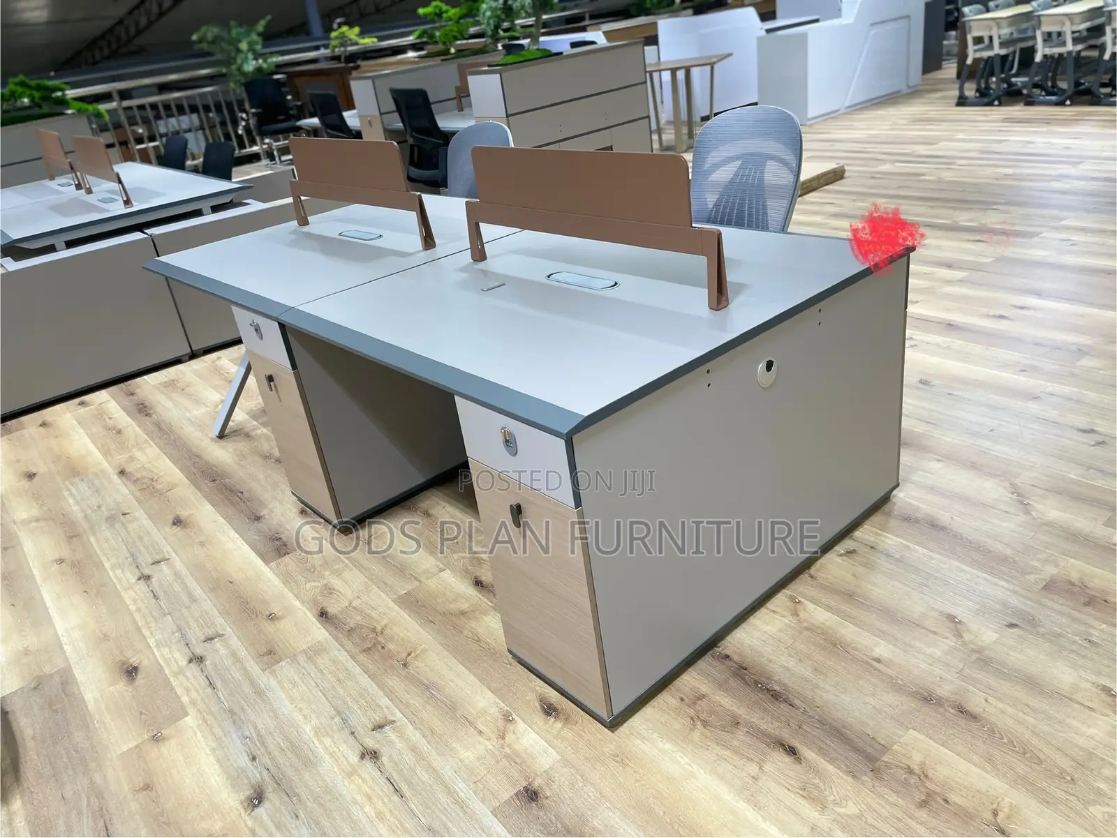 4 Seater Workstation