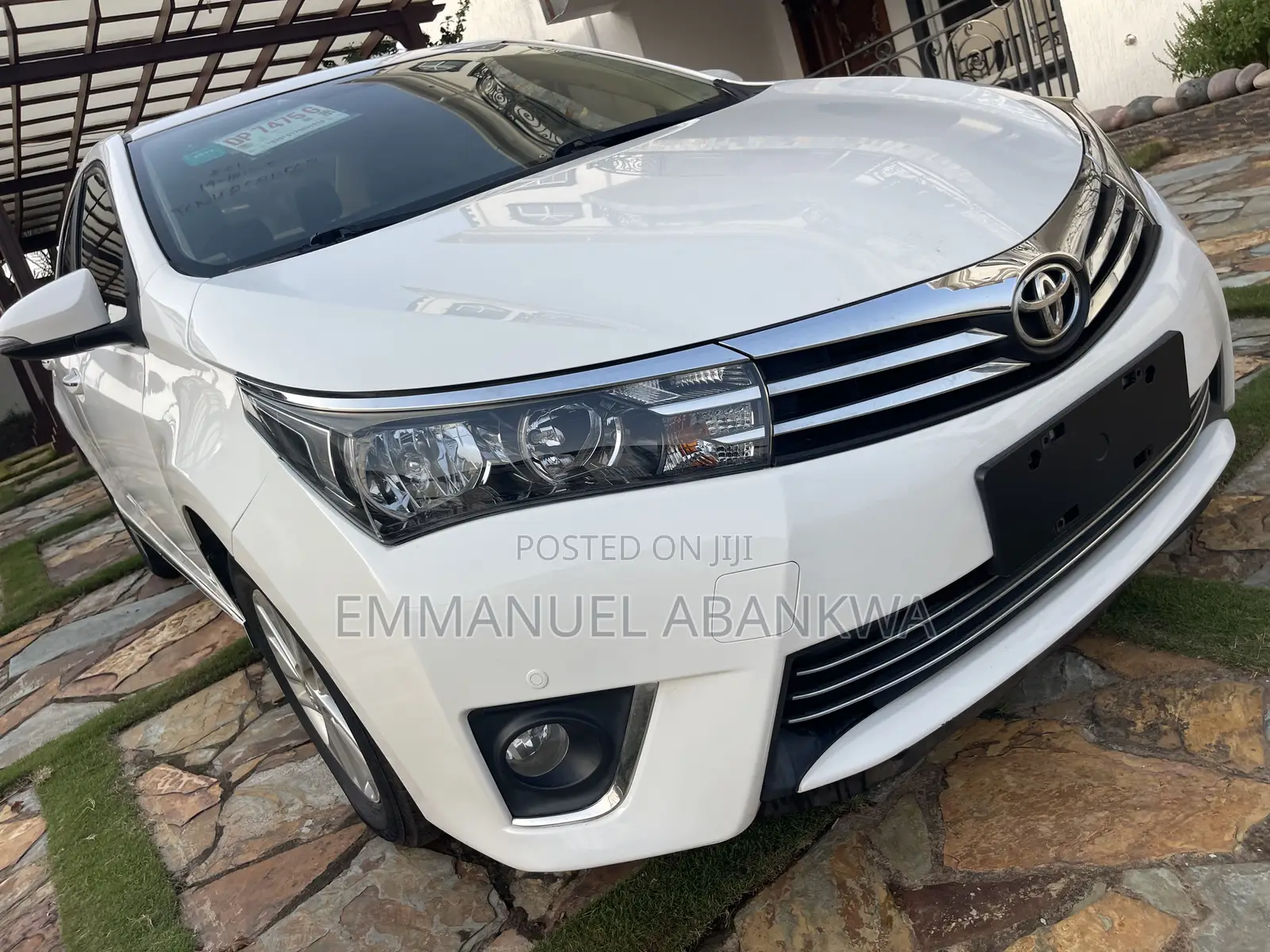 Toyota Corolla 2017 White