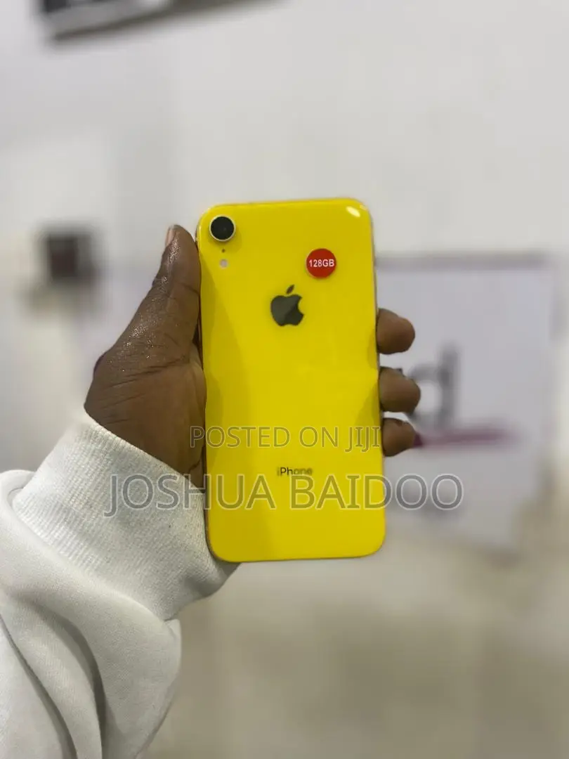 Apple XR 128 GB Yellow