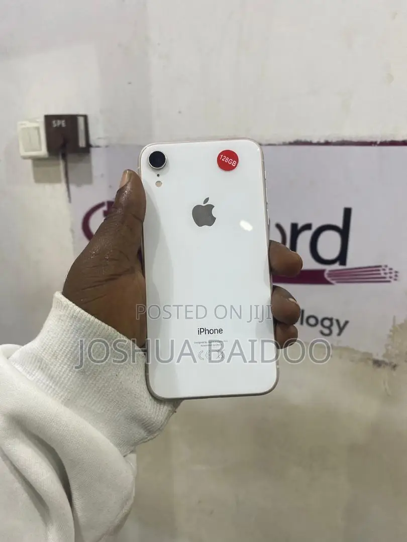 Apple XR 128 GB Yellow