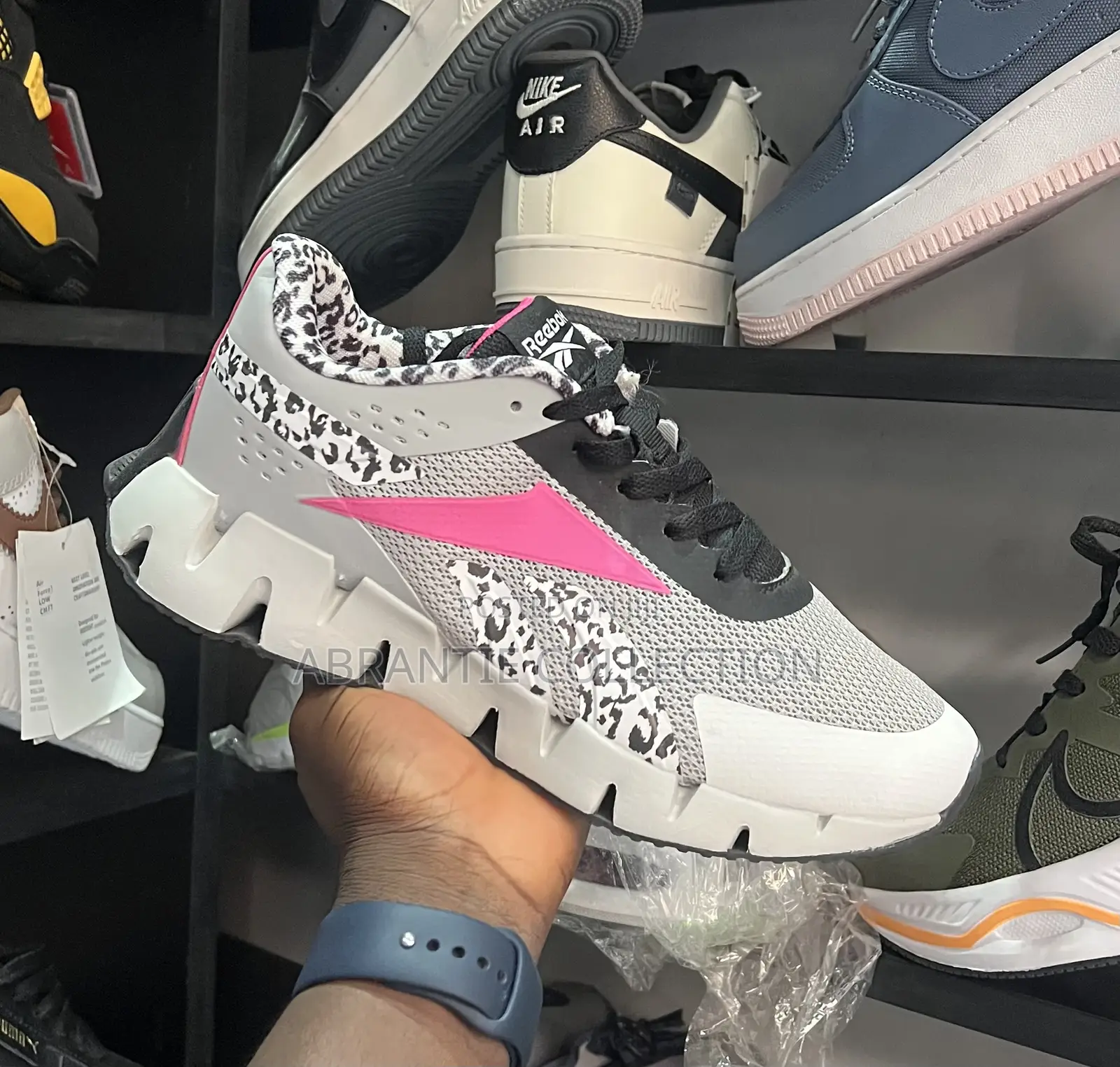 Reebok Zig Kinetica for Ladies Available