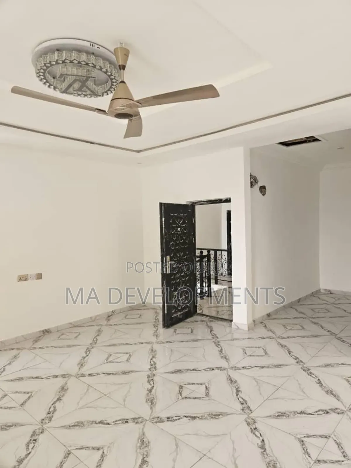 7bdrm House in Madev Realty, Adenta for sale