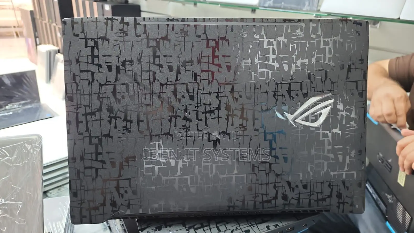 Laptop Asus ROG Strix G17 16GB Intel Core i7 SSD 1T