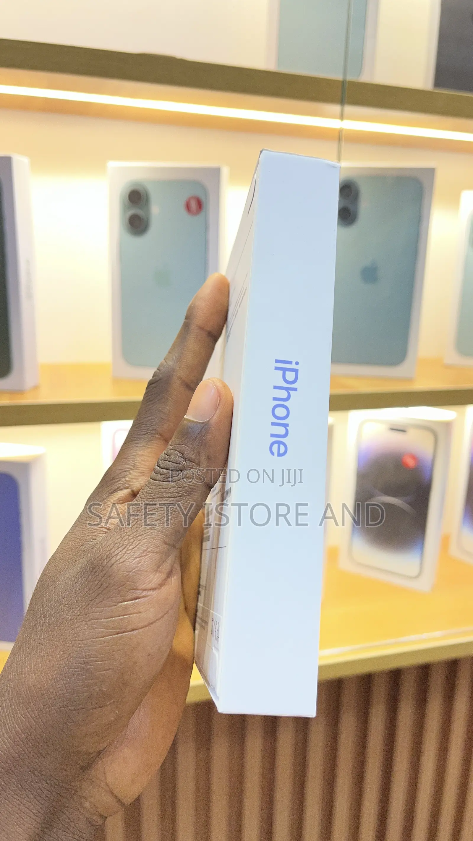 New Apple iPhone 16 256 GB Blue