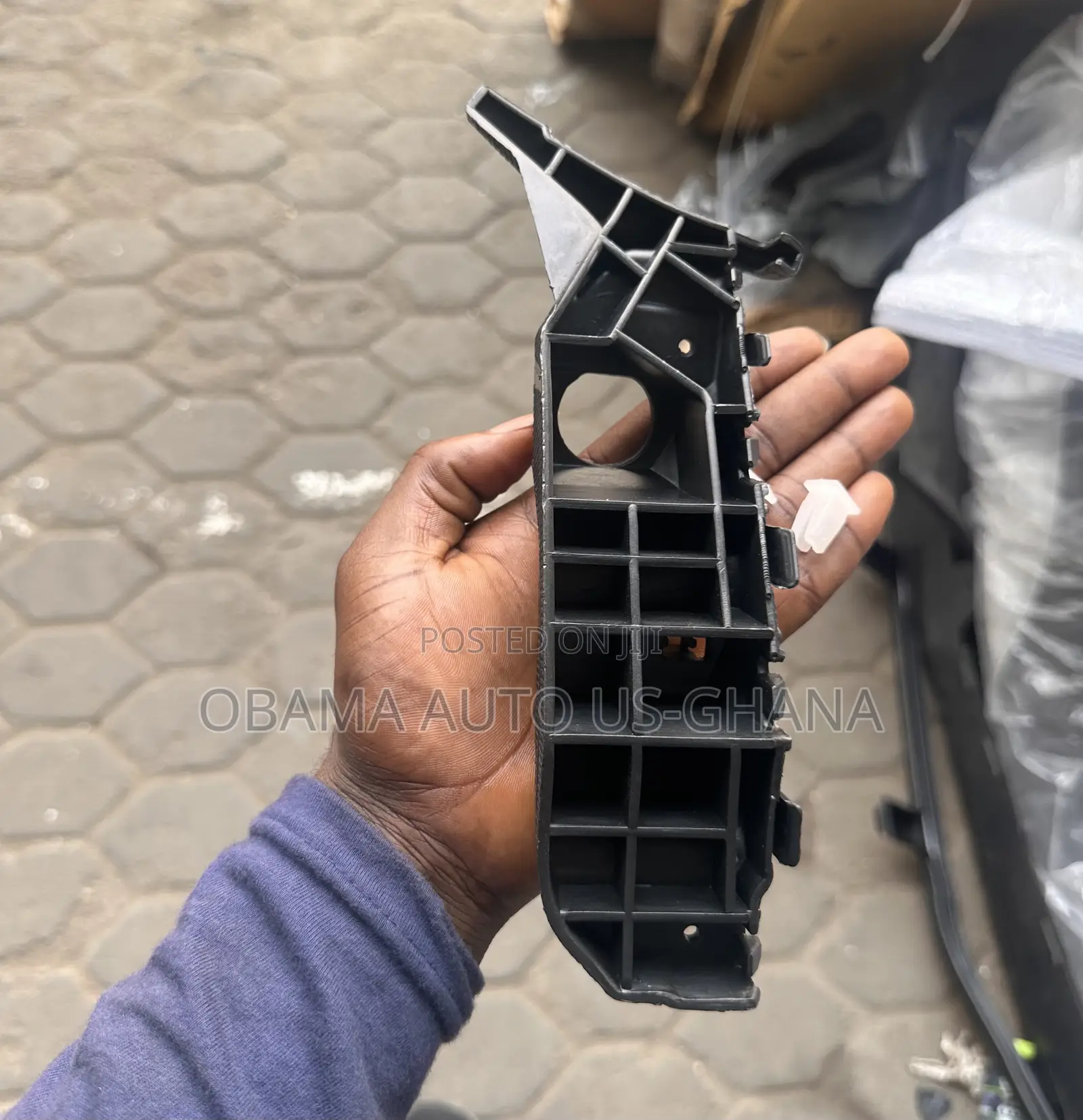 Hyundai Santafe 2019 2020 Fender Bumper Locker Bracket
