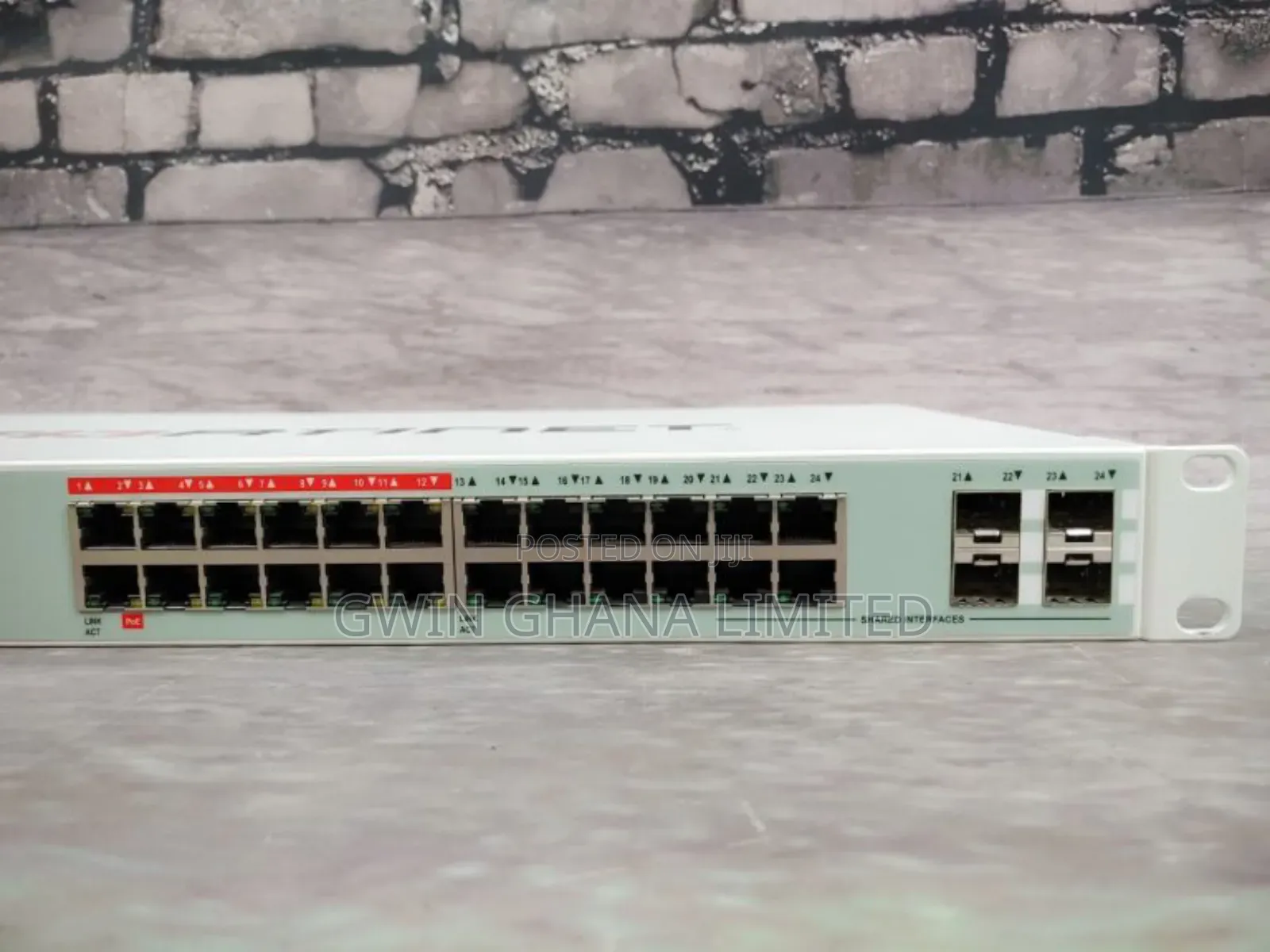 Fortinet Fortiswitch 224e 24-Port Gigabit Managed Gigabit Switch+4sfp