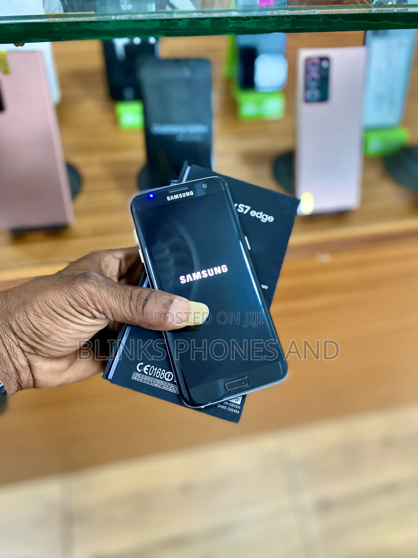 New Samsung Galaxy S7 edge 32 GB Black