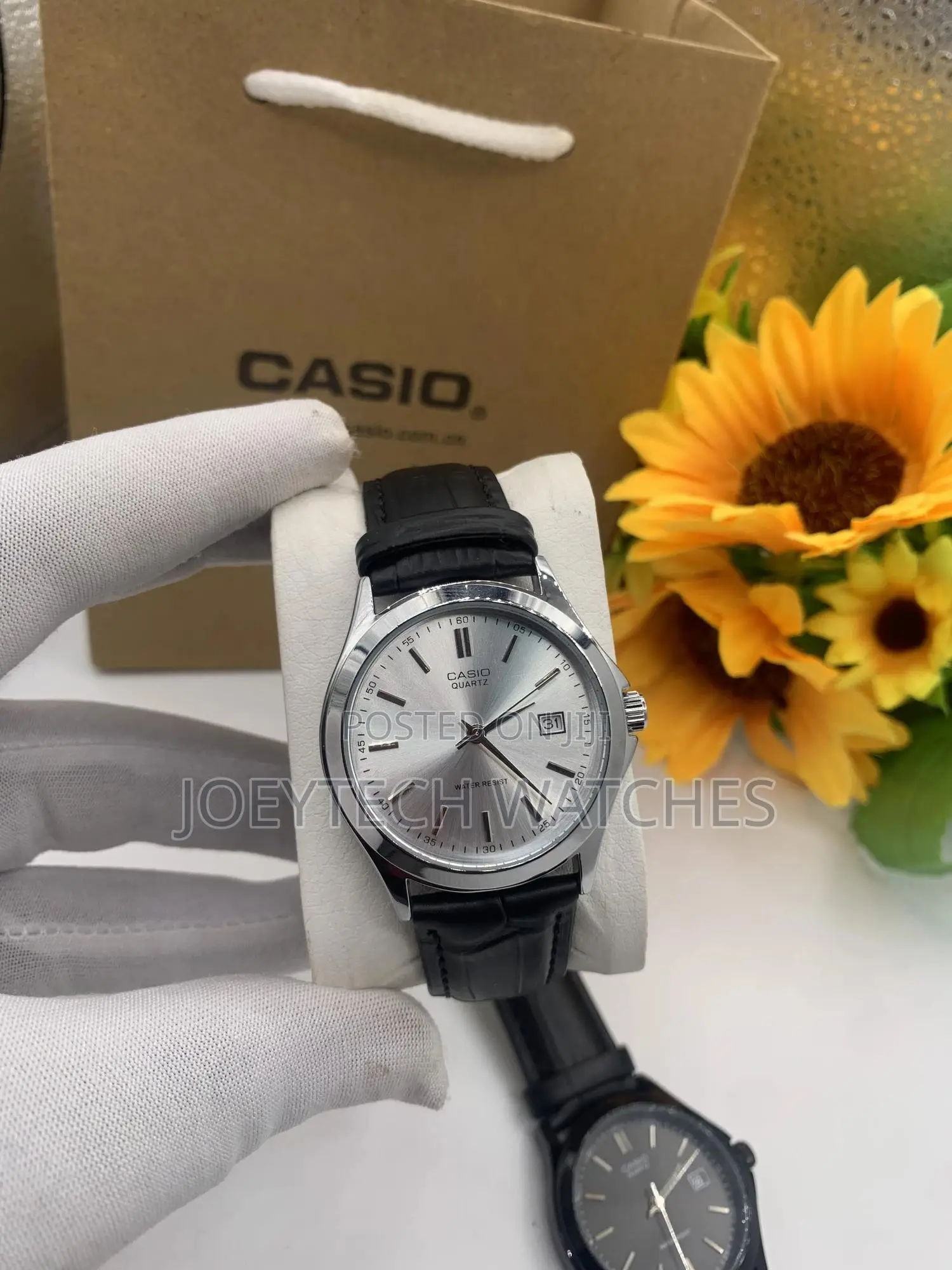Unisex Casio Leather Watch