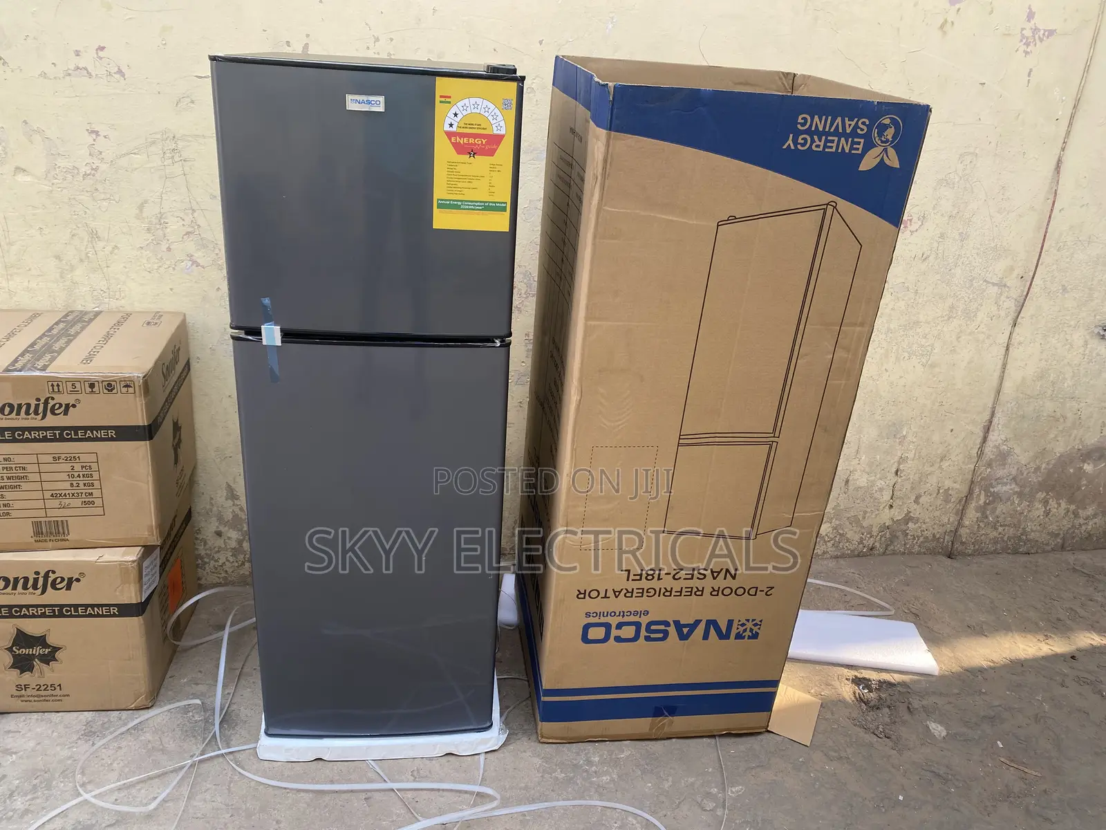 Nasco Nasf2-18fl 136liters Top Freezer Fridge