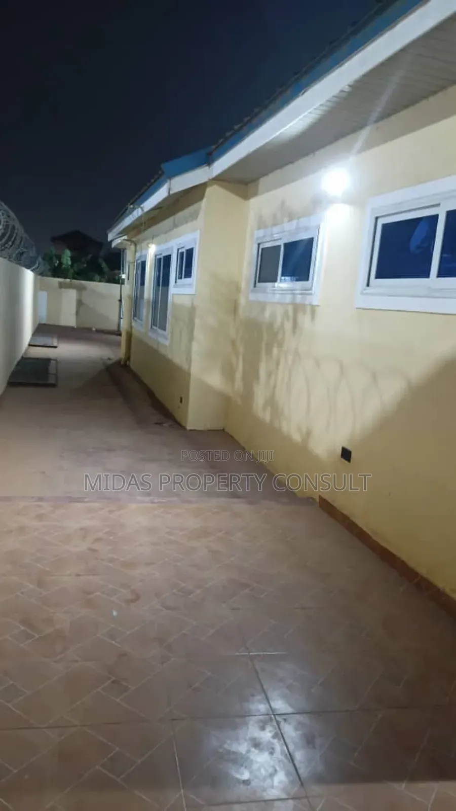4bdrm House in Kpone Barrier, Tema Metropolitan for sale