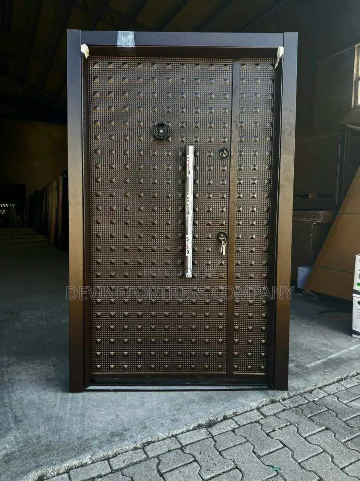 Quality Elegant Security Doors With Handles