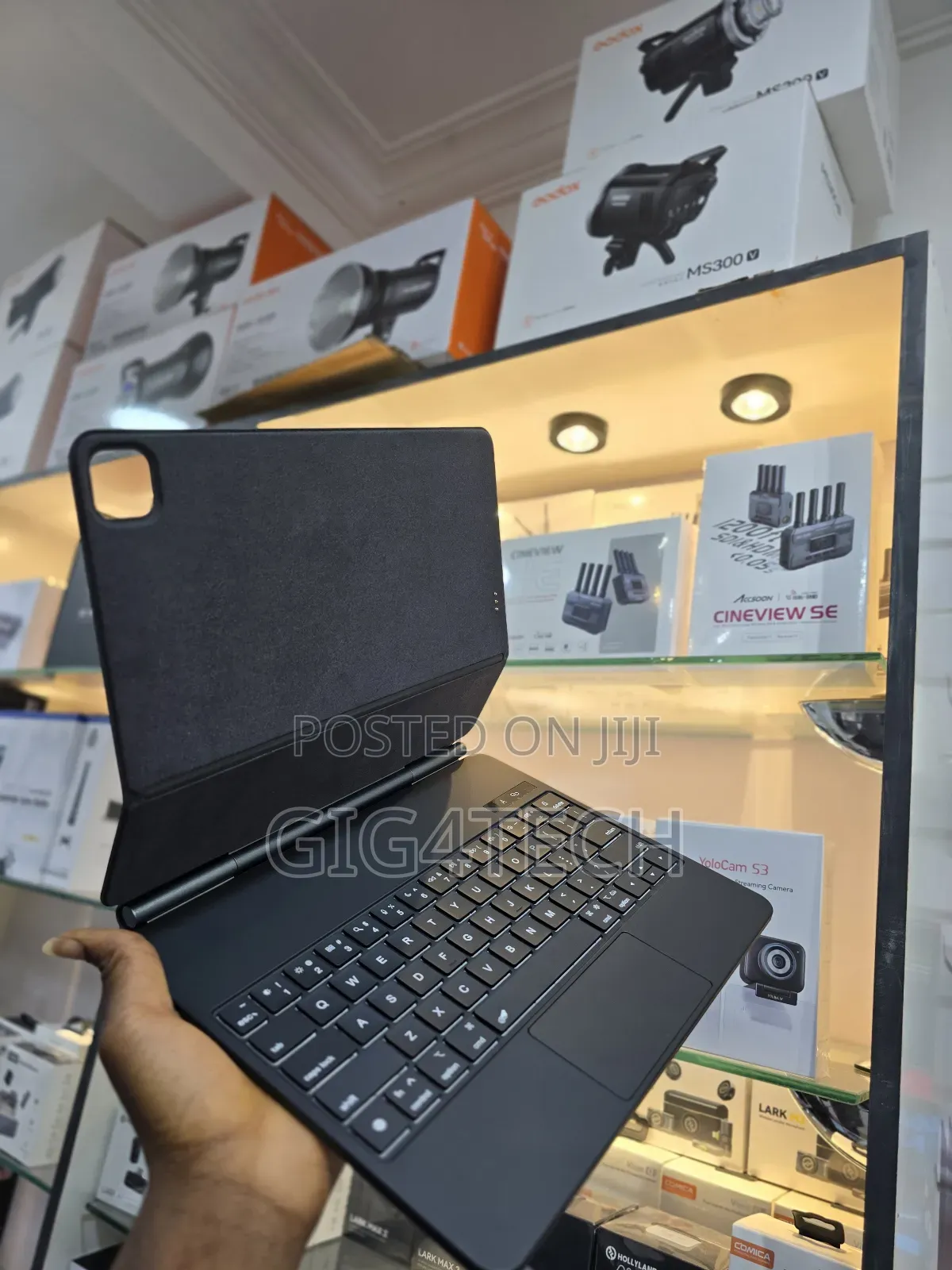 Apple Magic Keyboard For iPad Pro 13 2024 With Backlit